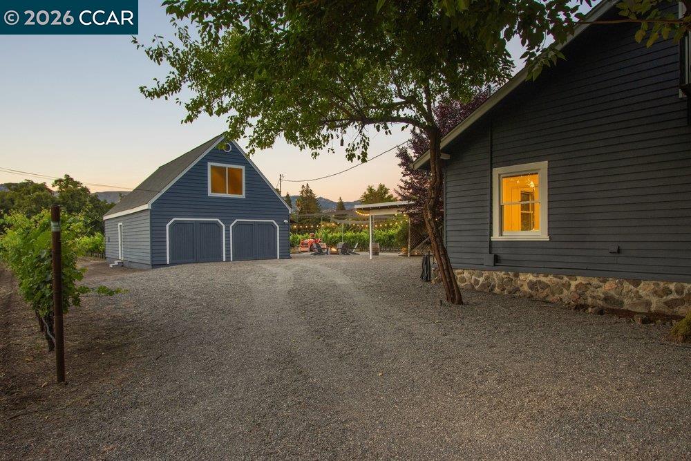 100 Foothill Blvd