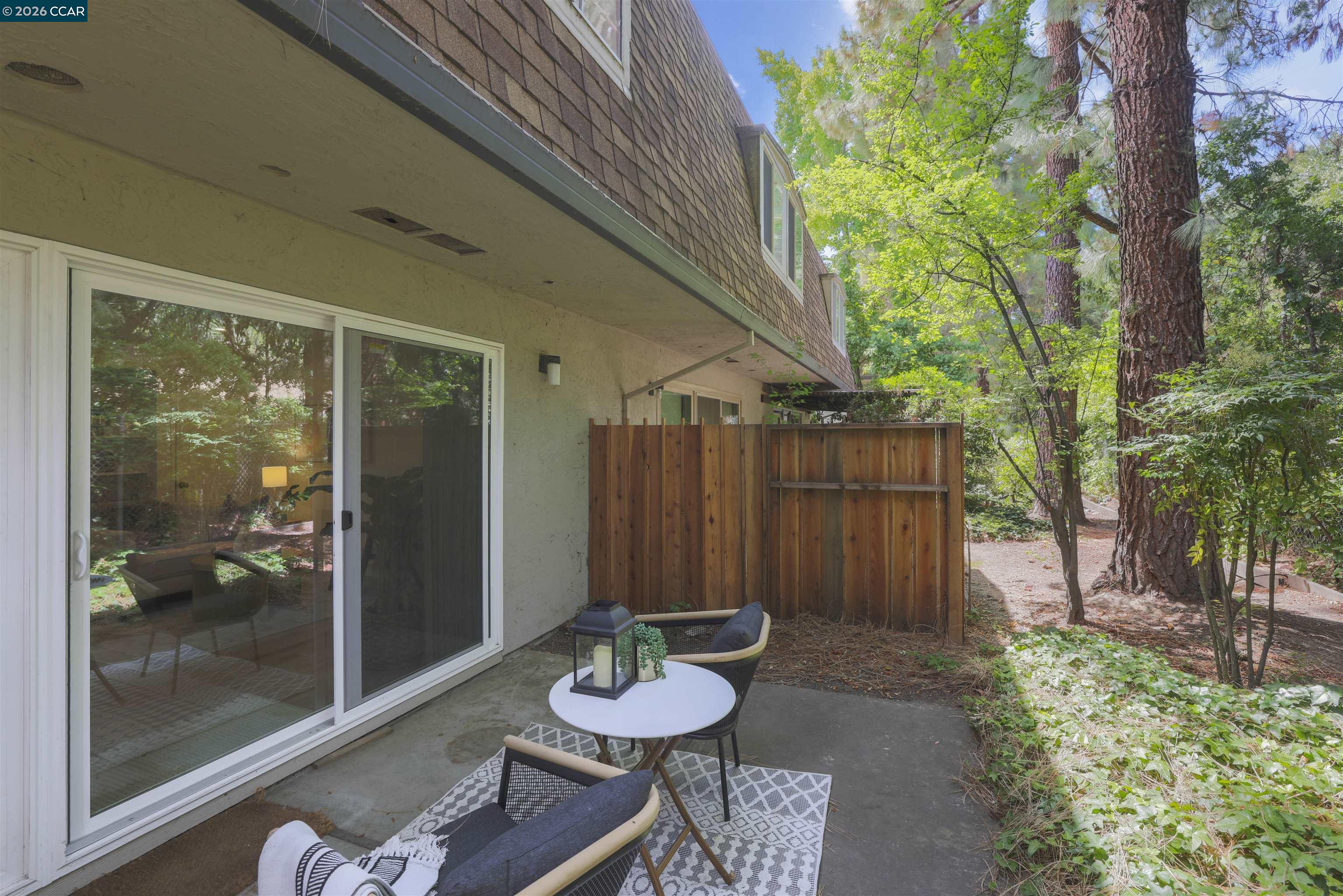 1767 Holland Cir
