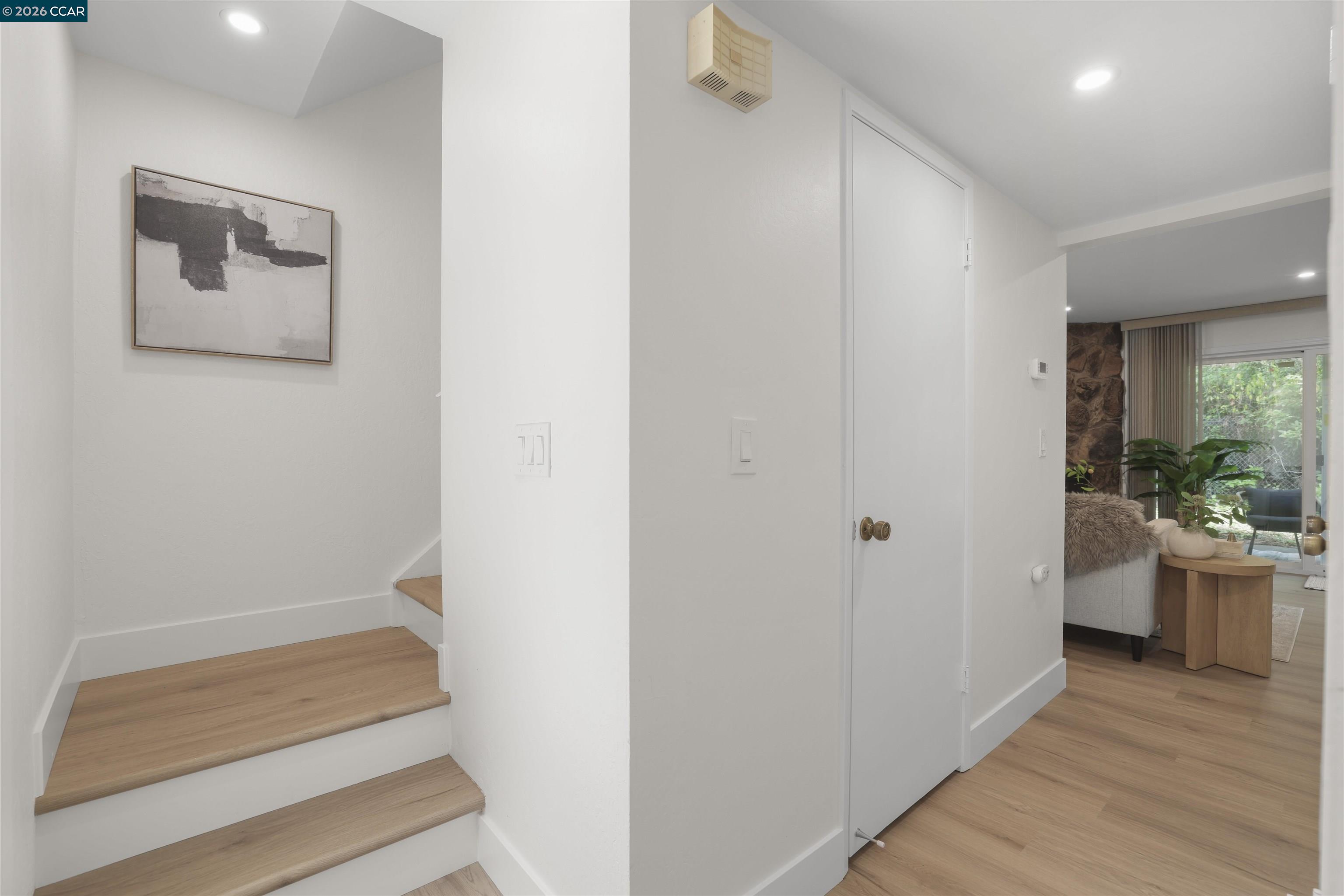 1767 Holland Cir