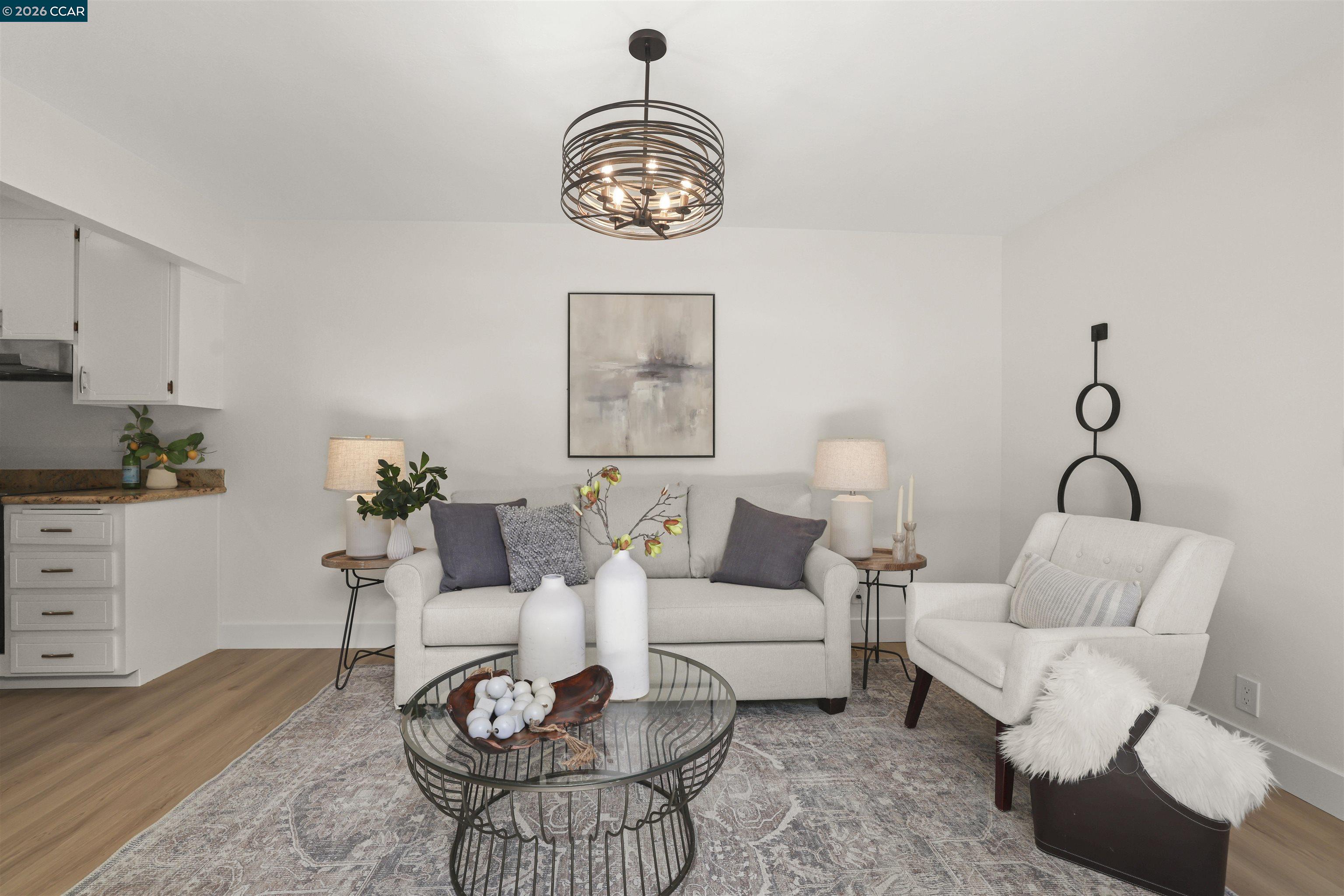 1767 Holland Cir