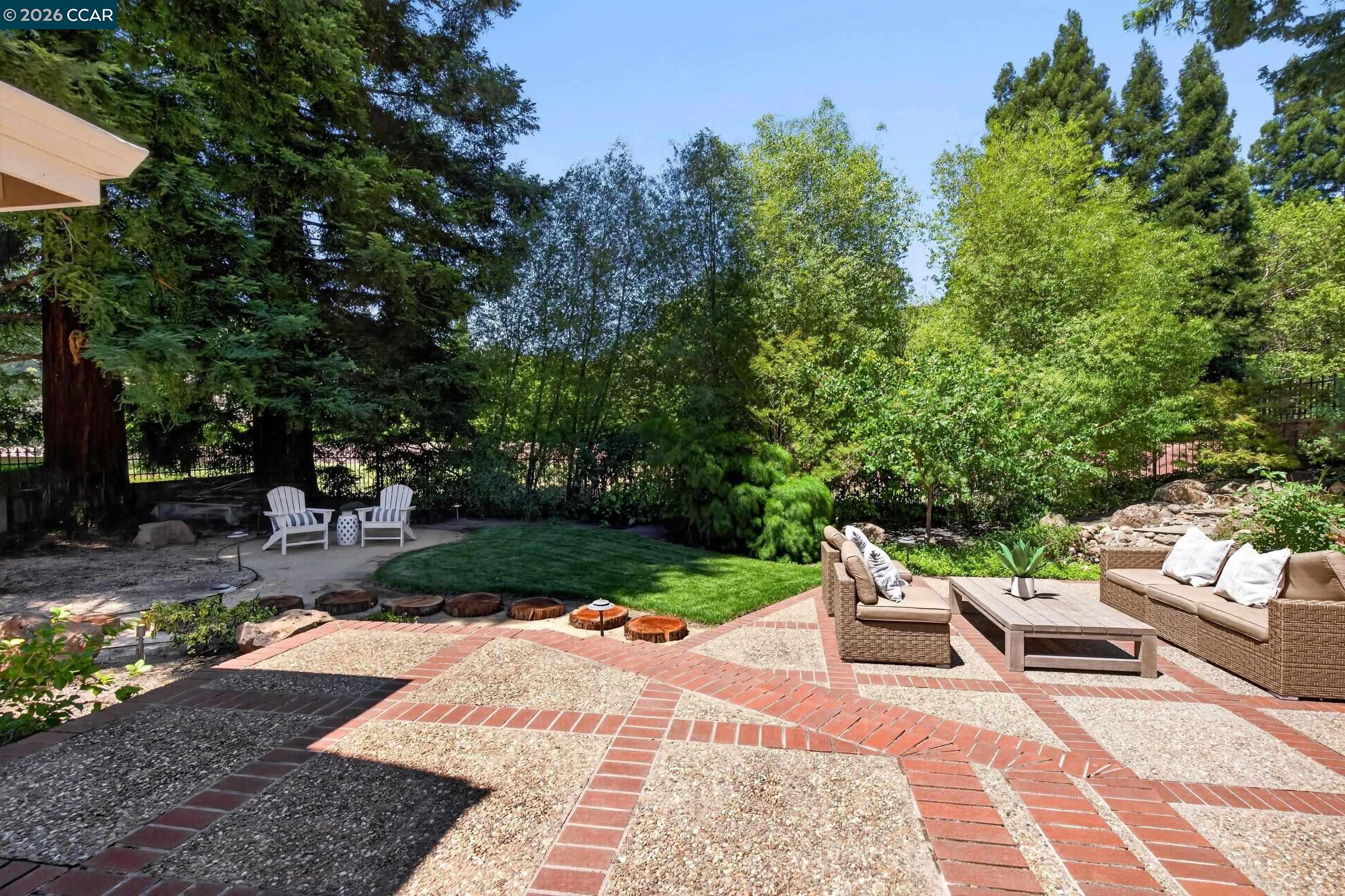 521 Buttonwood Dr.