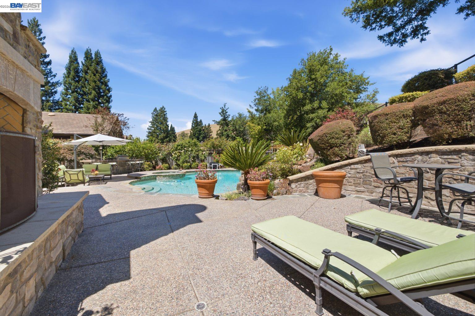 2962 Deer Meadow Dr