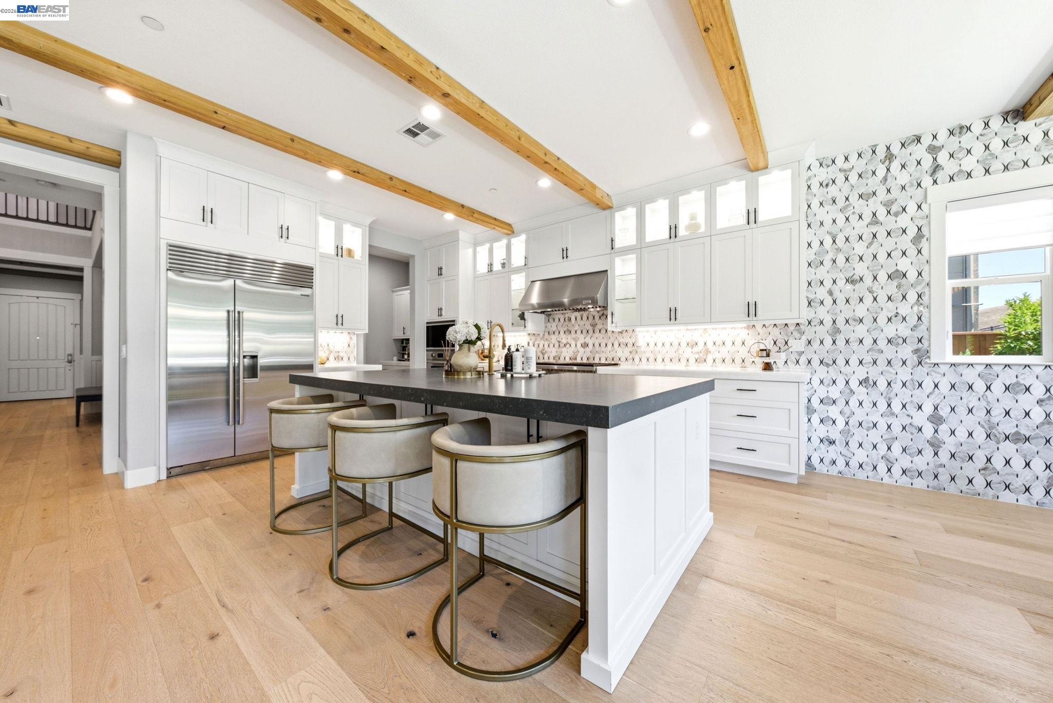 2830 Delamar Dr