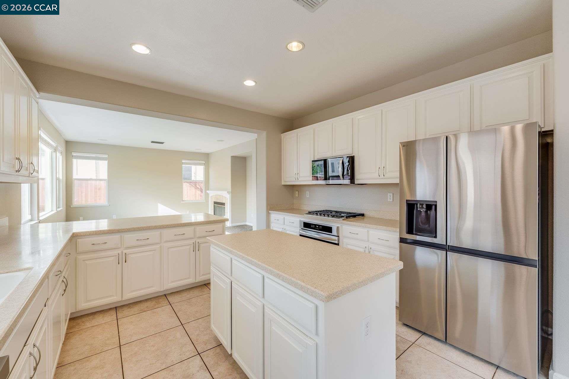 2500 Vallecito Way