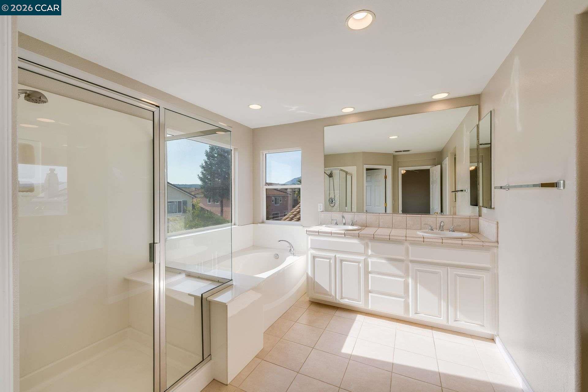 2500 Vallecito Way