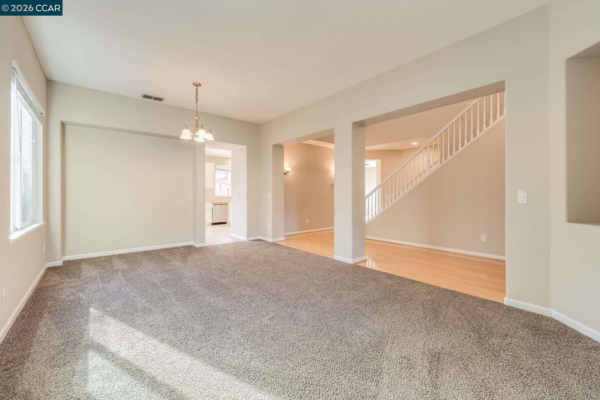 2500 Vallecito Way