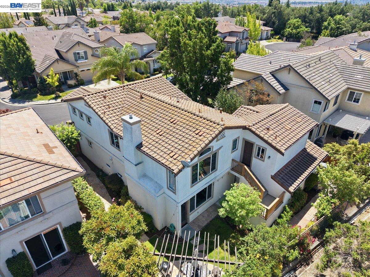 5688 CEDAR CREST