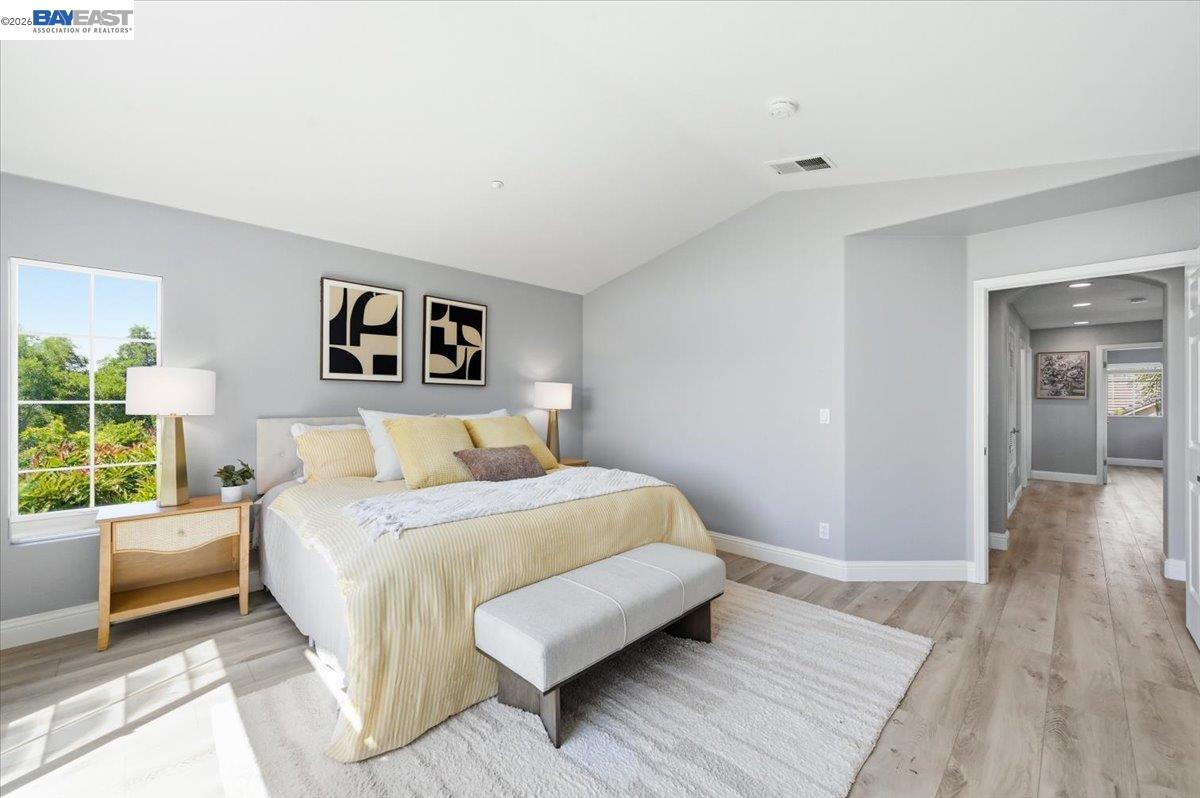 5688 CEDAR CREST