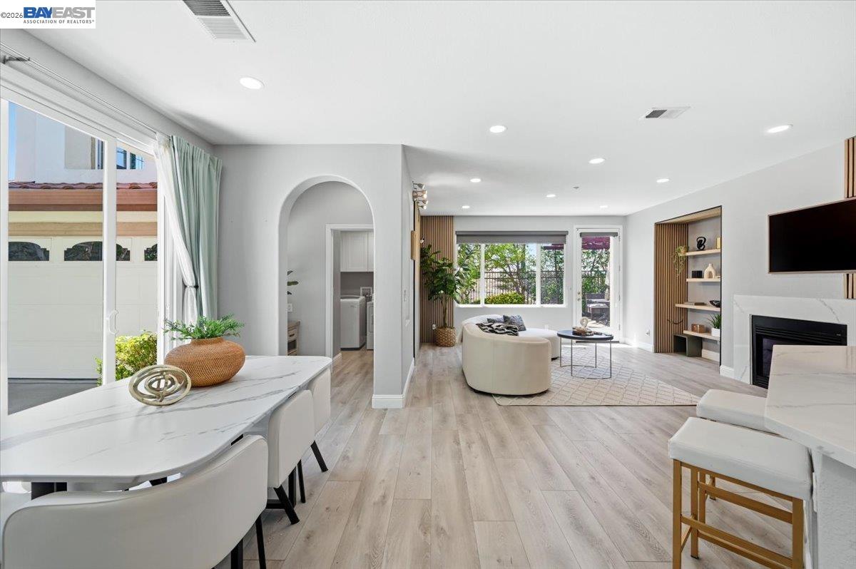 5688 CEDAR CREST