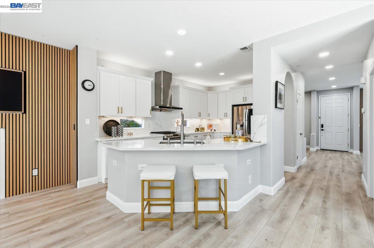 5688 CEDAR CREST