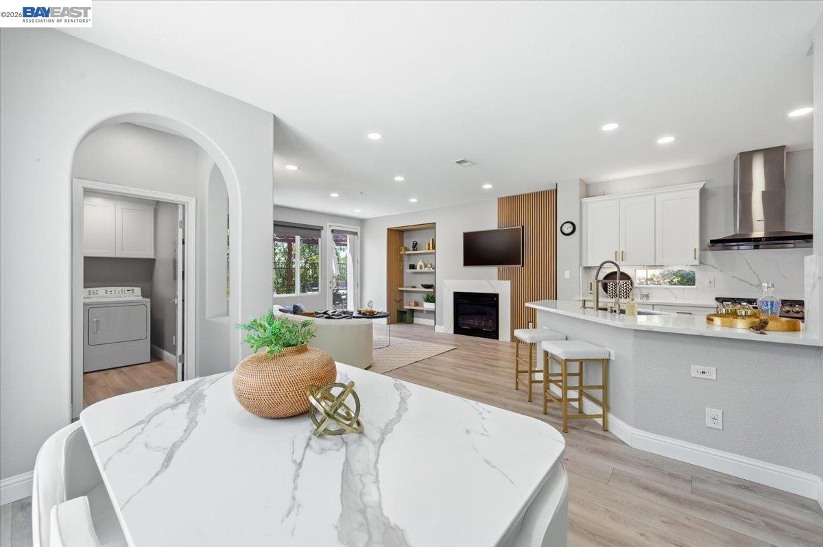 5688 CEDAR CREST