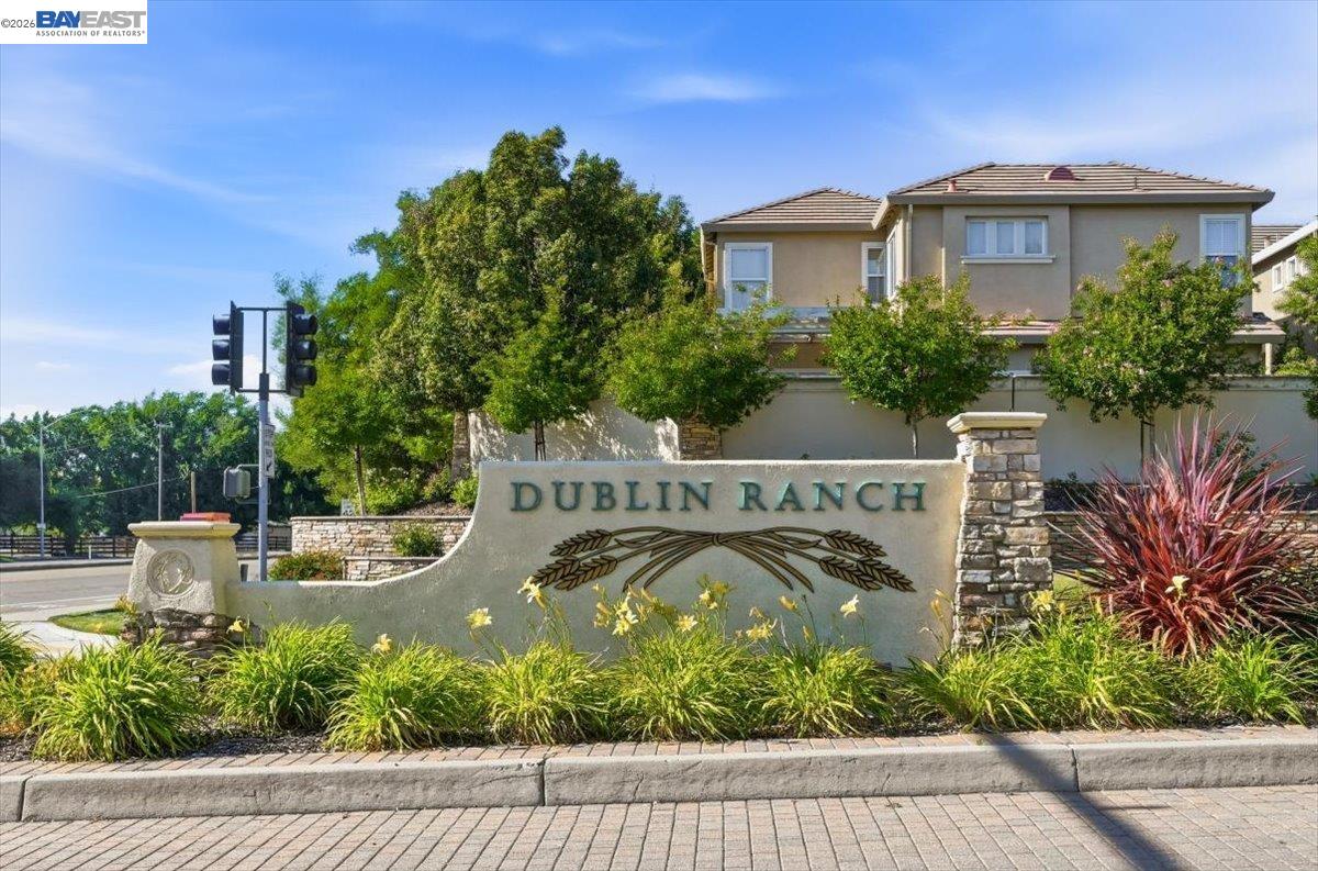 5688 CEDAR CREST