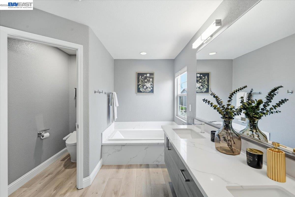 5688 CEDAR CREST