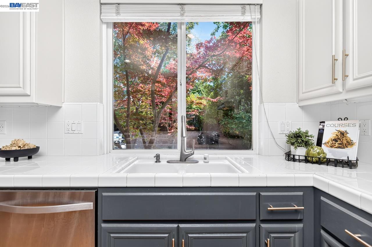 705 Newbury Street