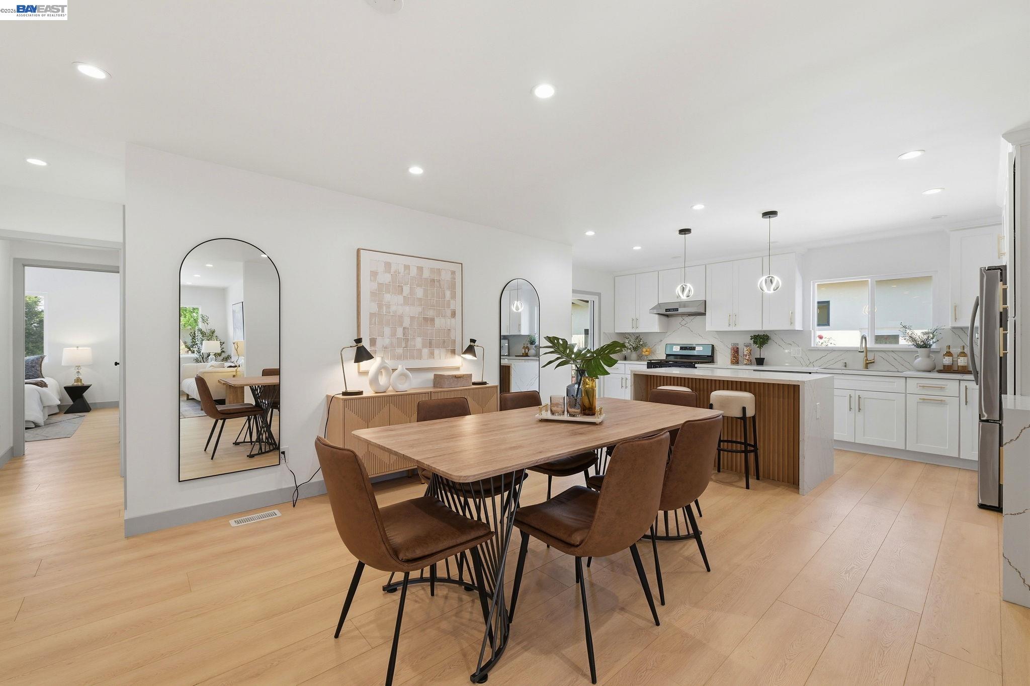 4253 David St