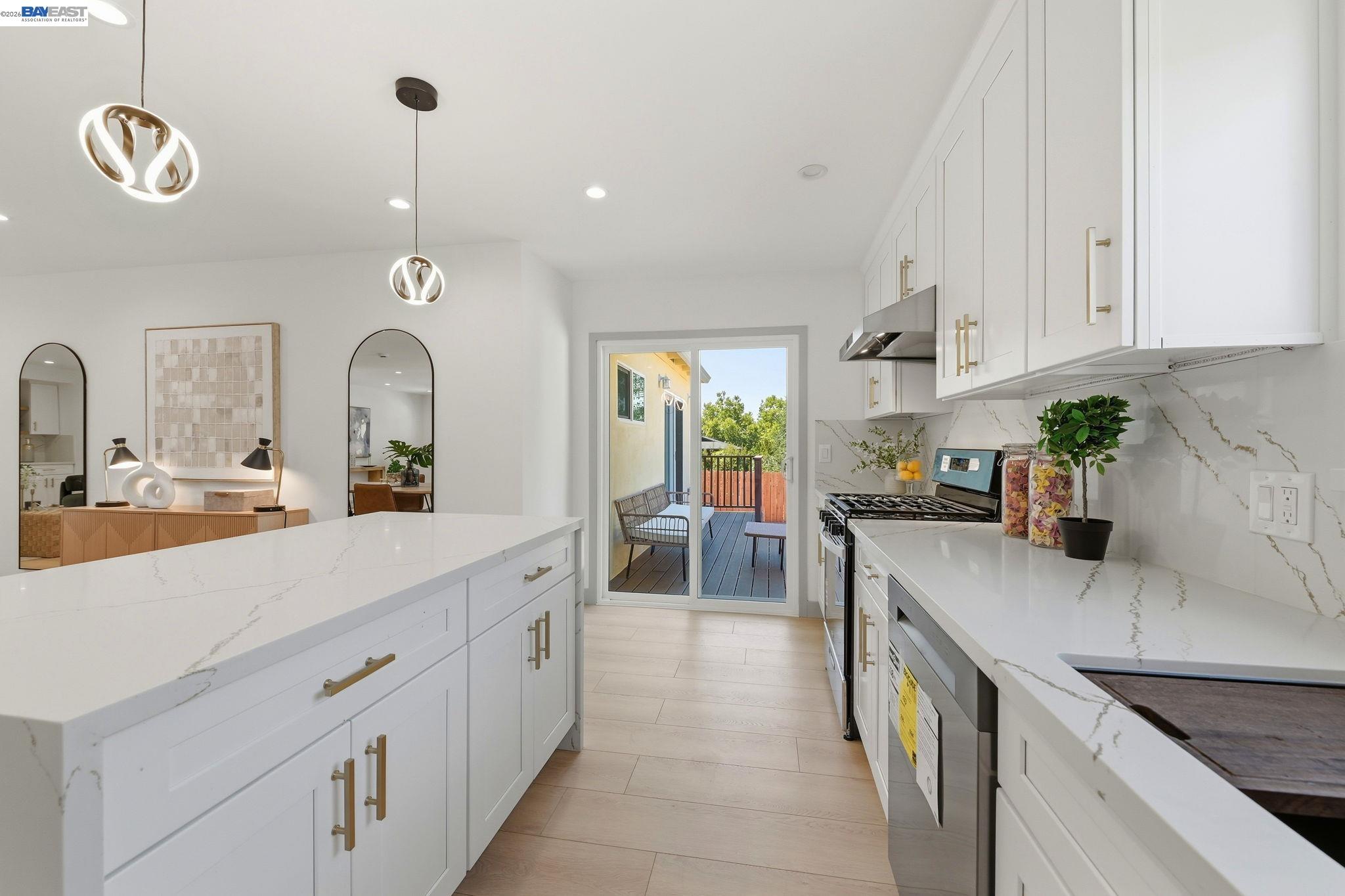 4253 David St