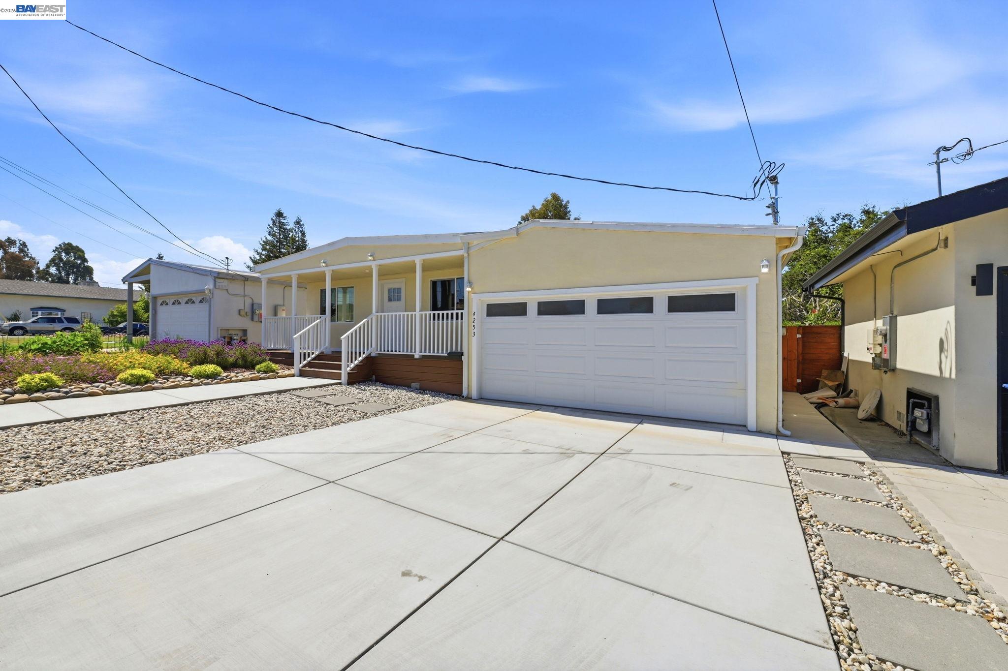 4253 David St