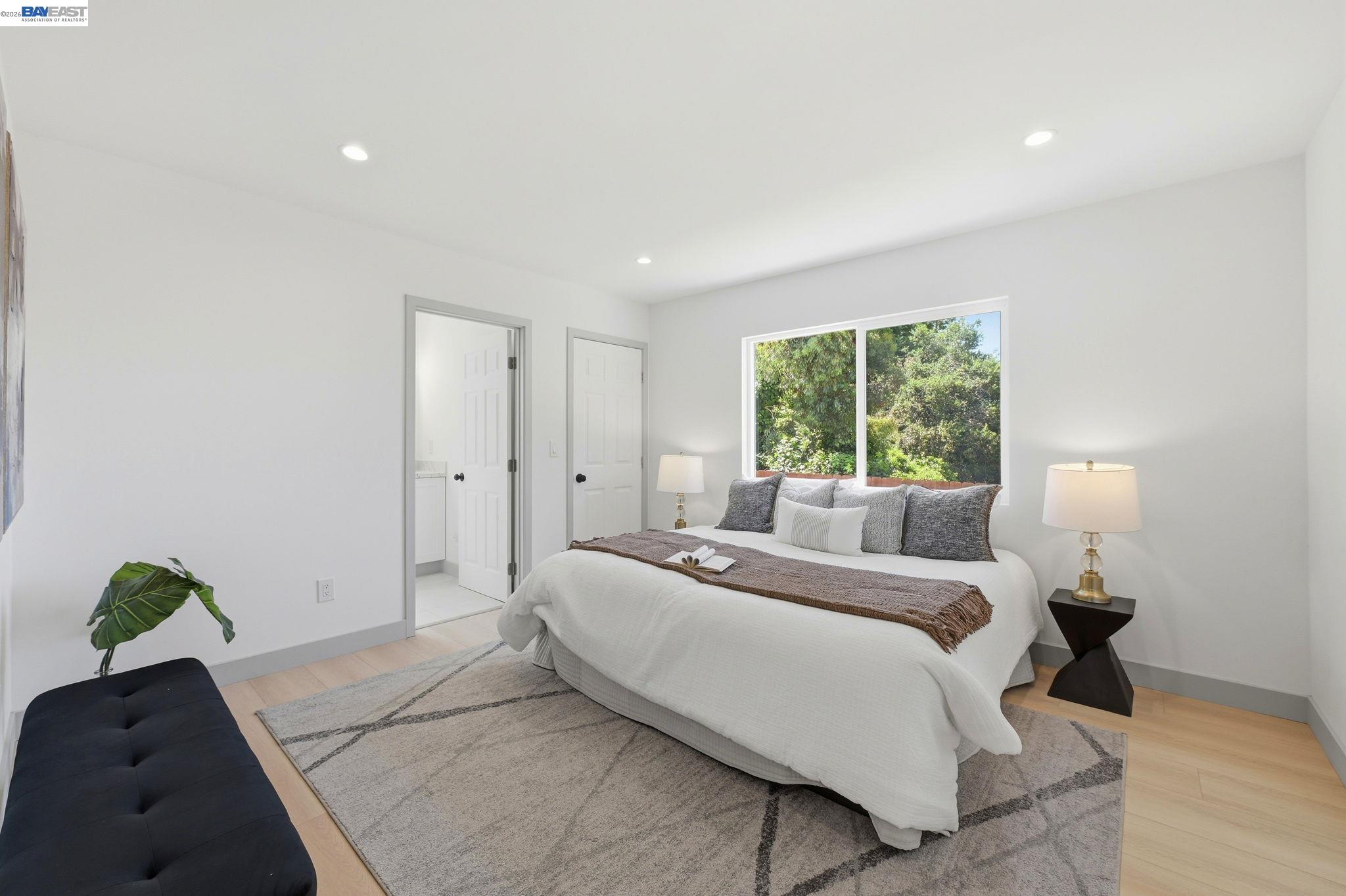 4253 David St