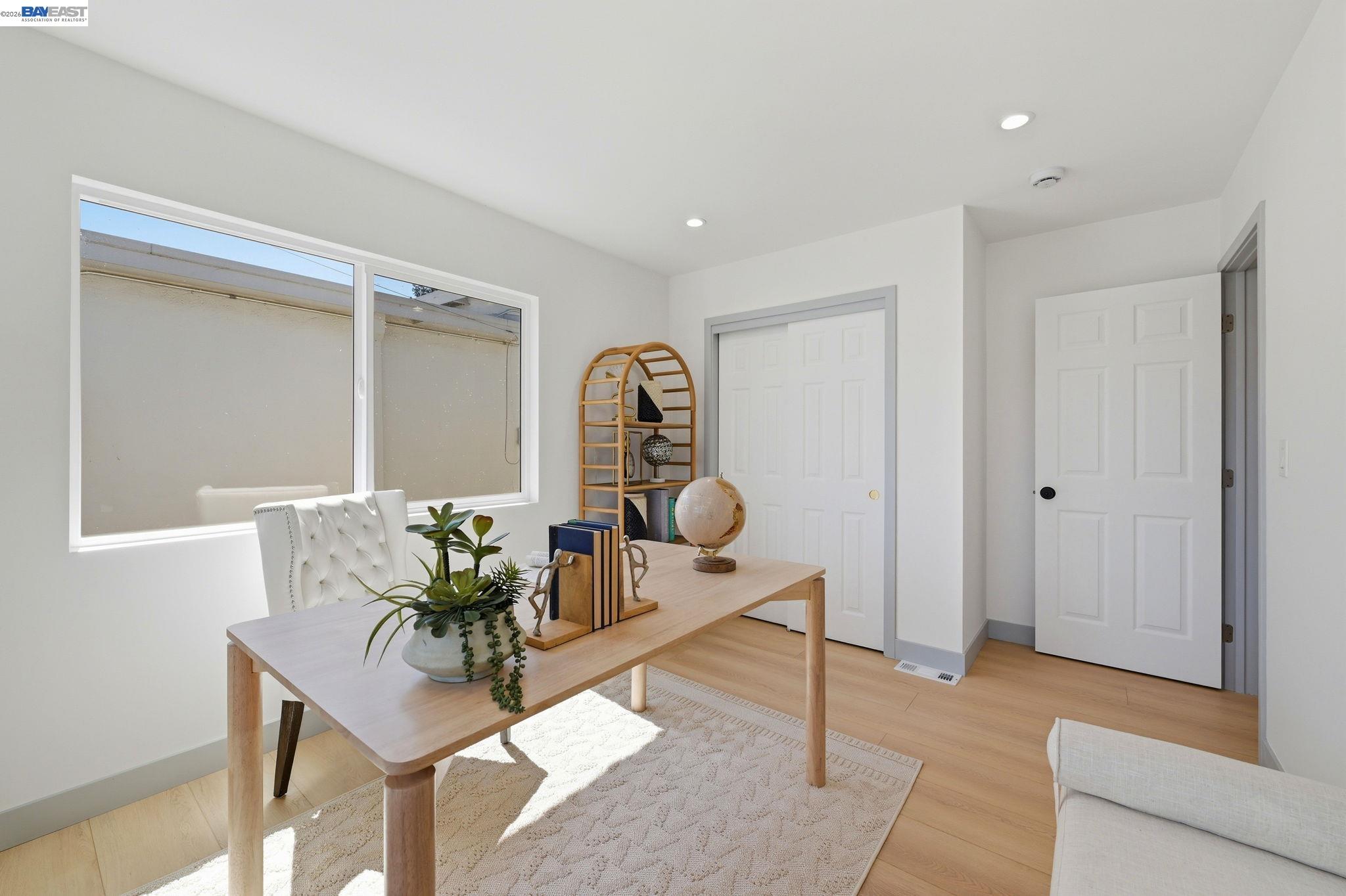 4253 David St