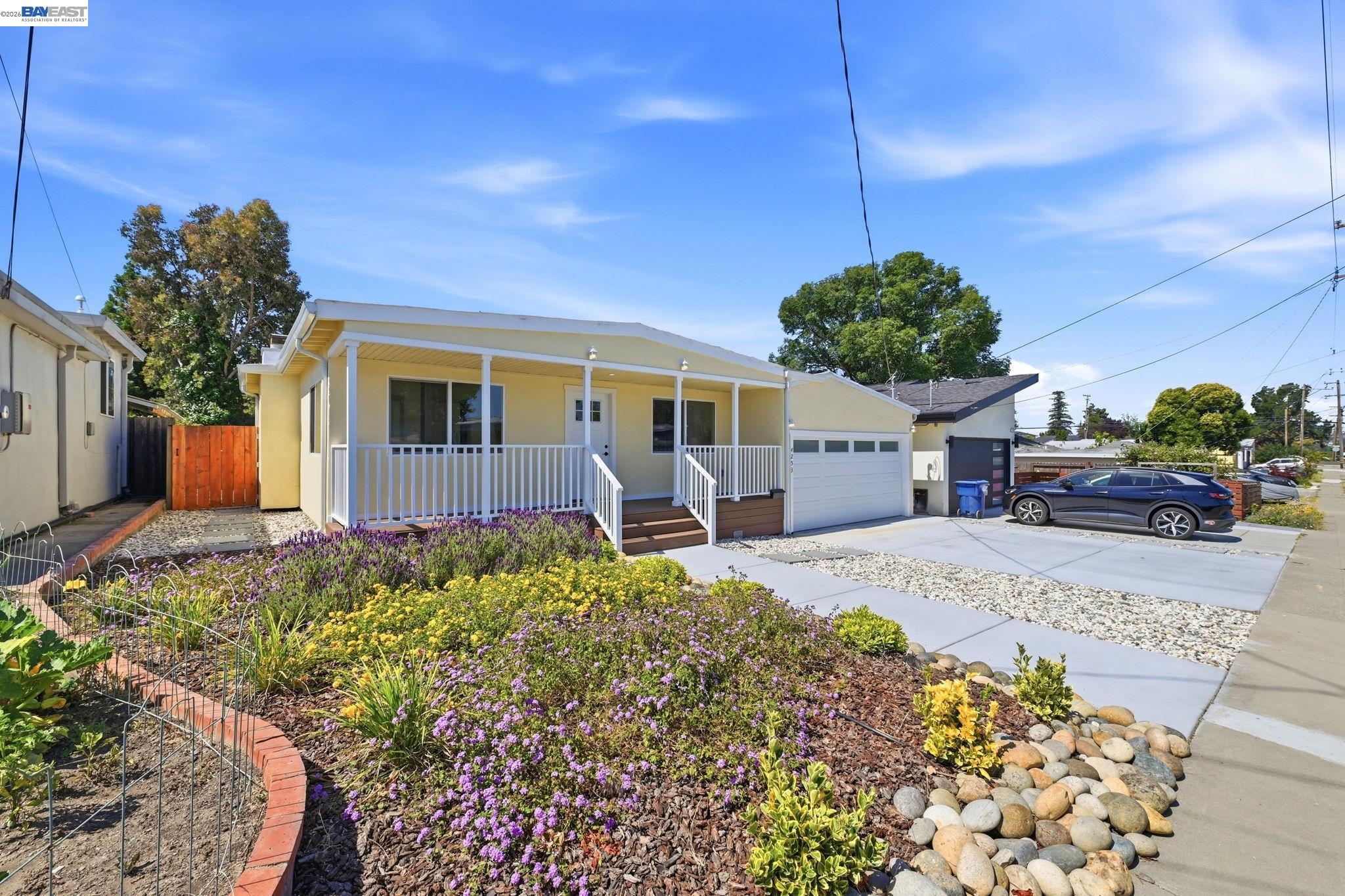 4253 David St