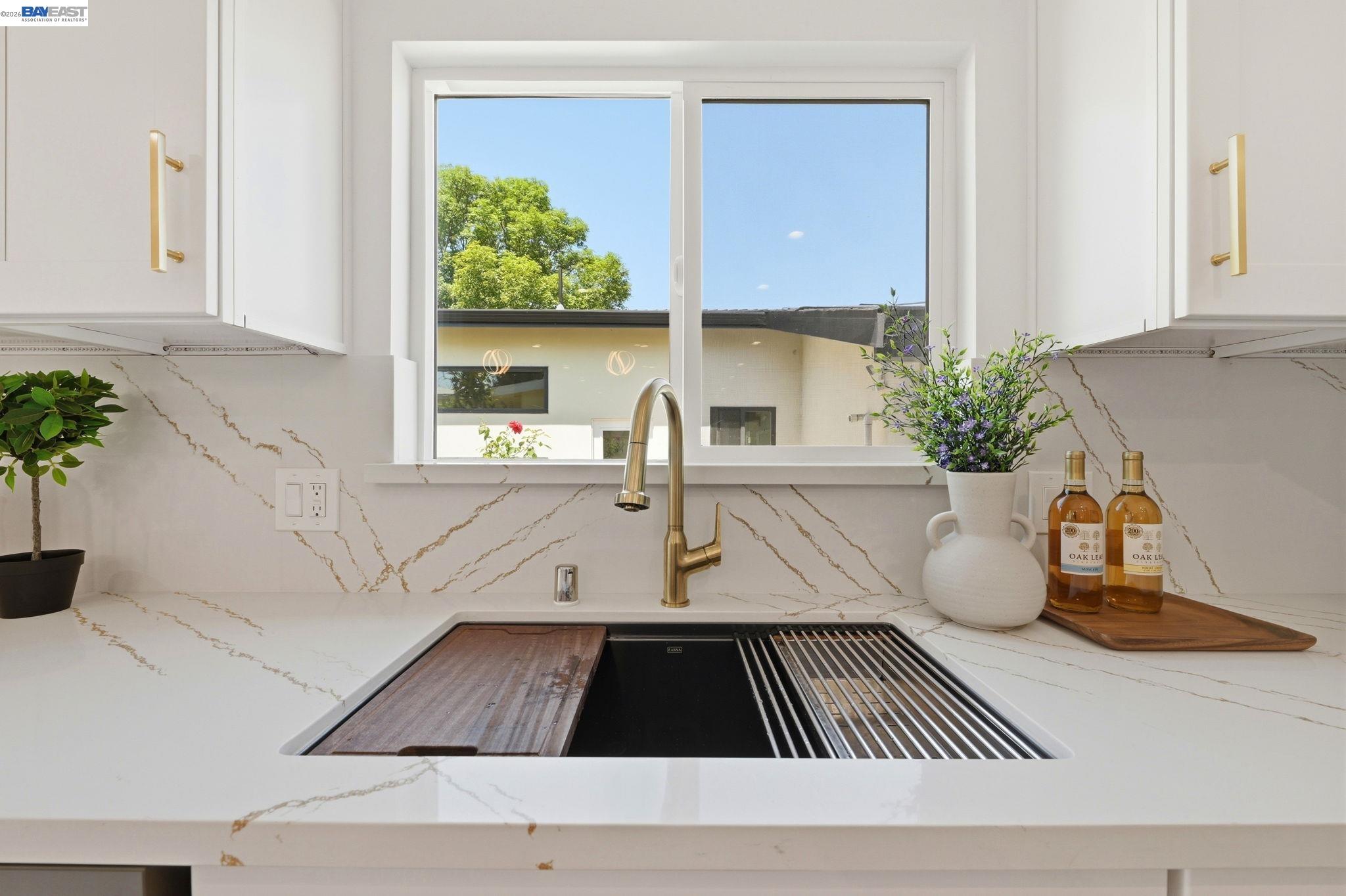 4253 David St