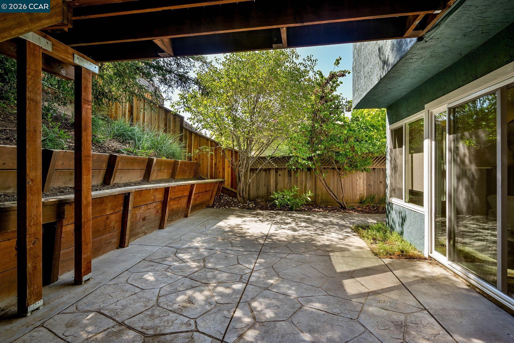 737 Sunflower Ct