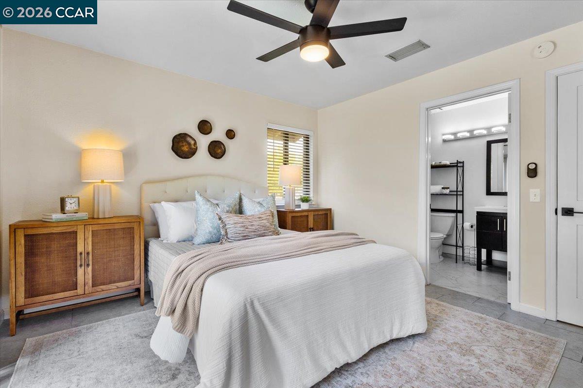 102 Vineyard Cir