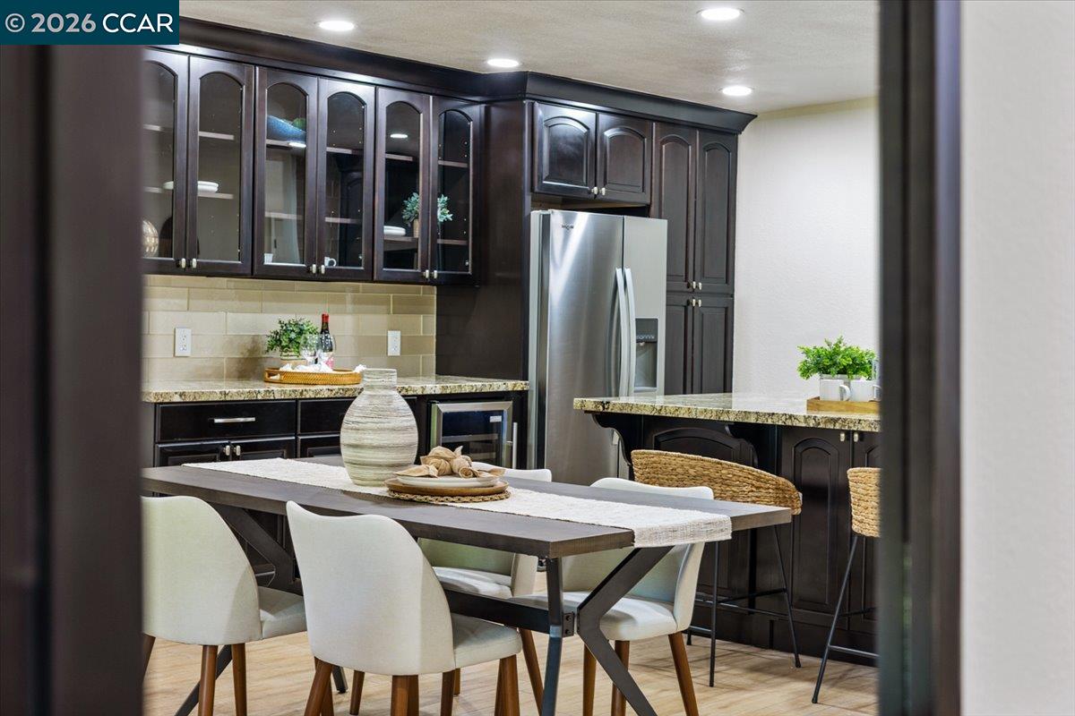 102 Vineyard Cir