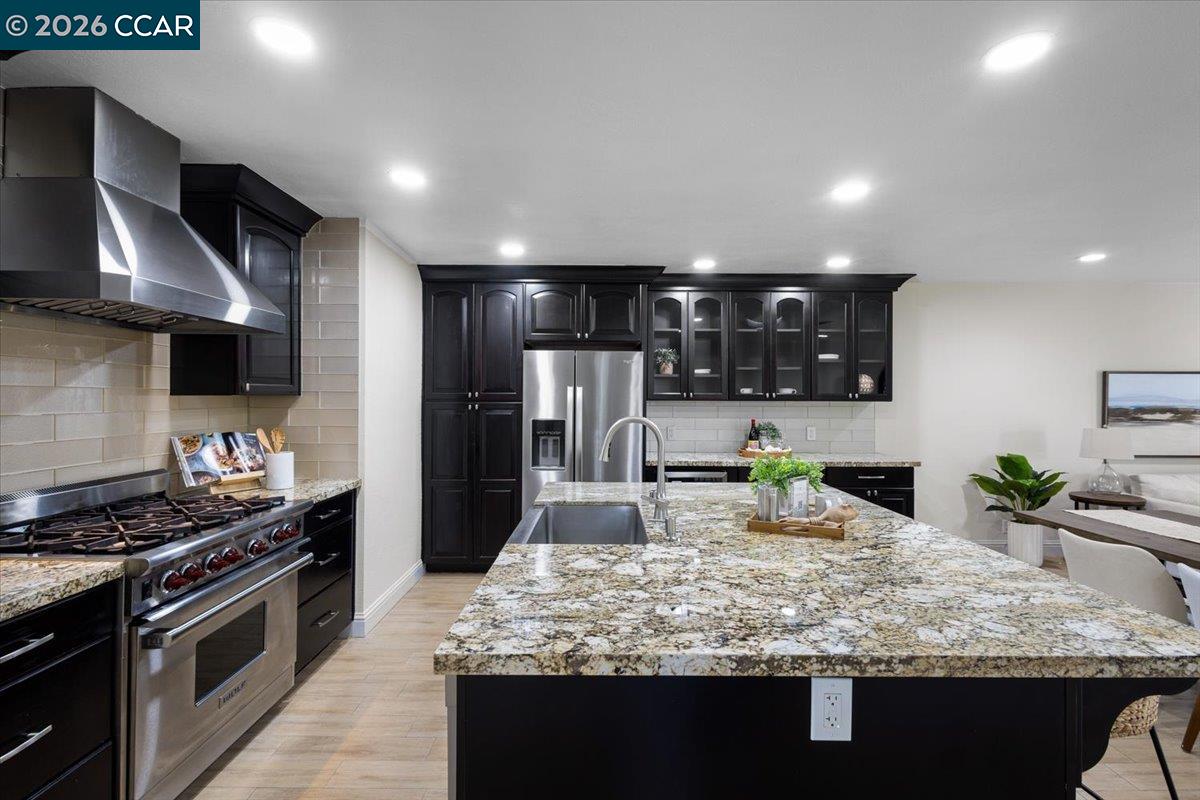 102 Vineyard Cir