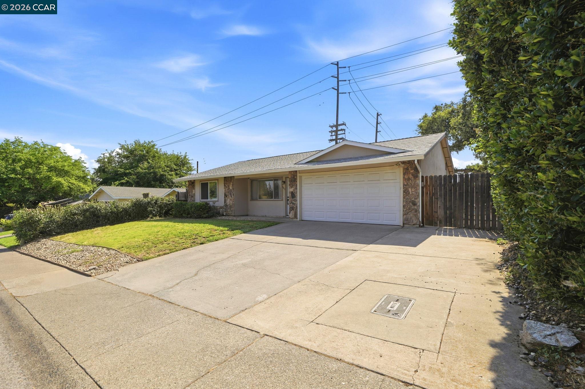 6417 Feliciter Way