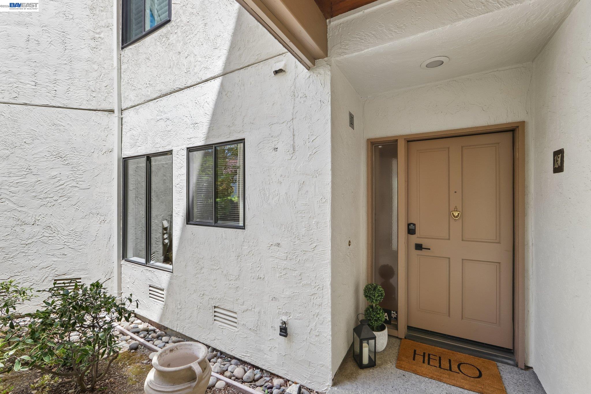 3324 Ptarmigan Dr # 1A
