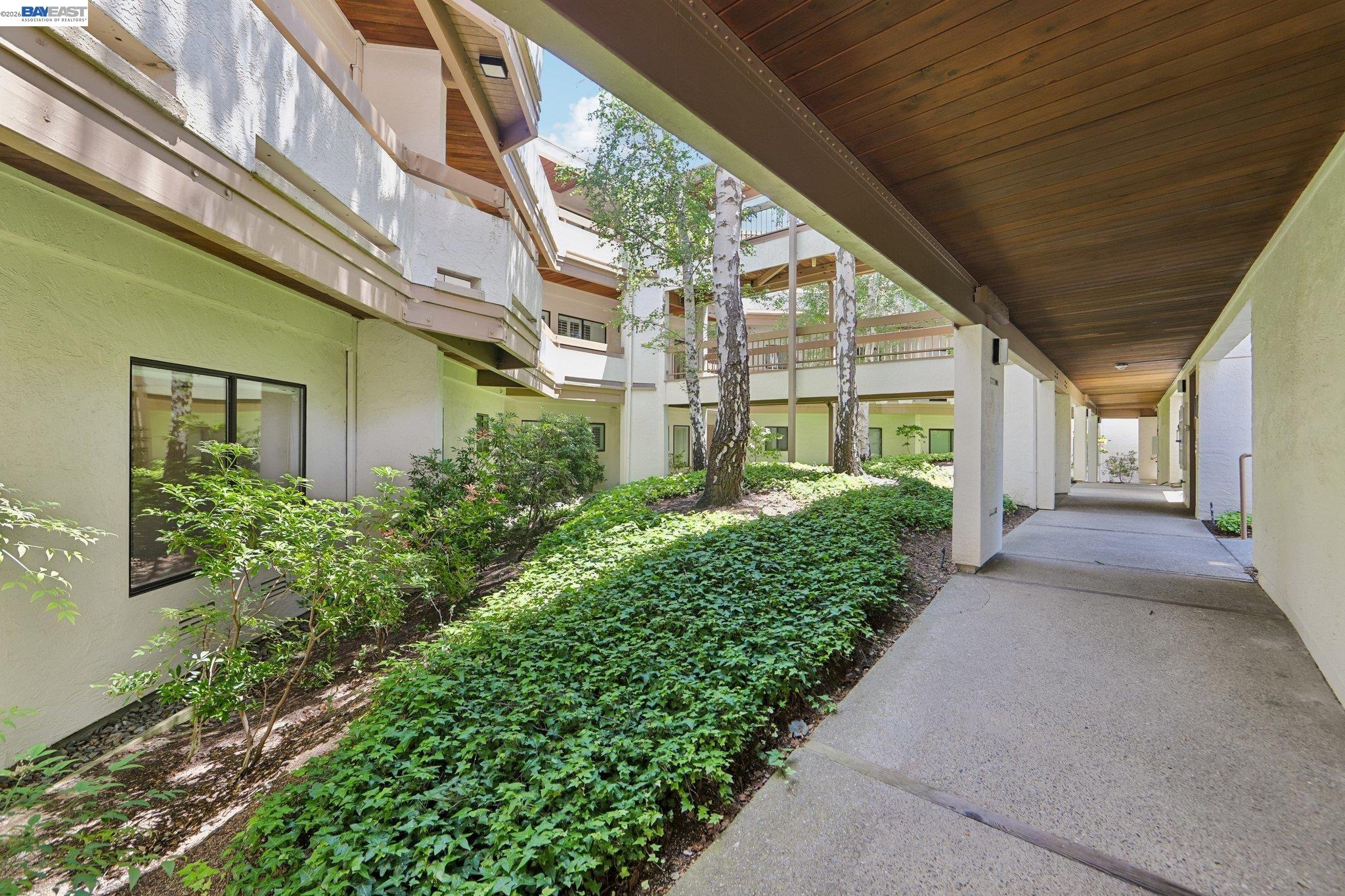 3324 Ptarmigan Dr # 1A