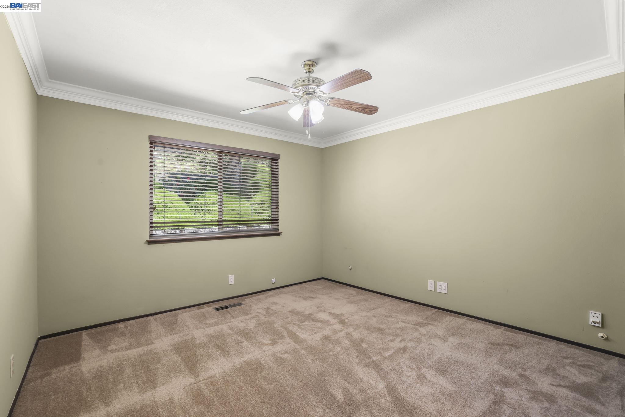 2112 Red Oak Place