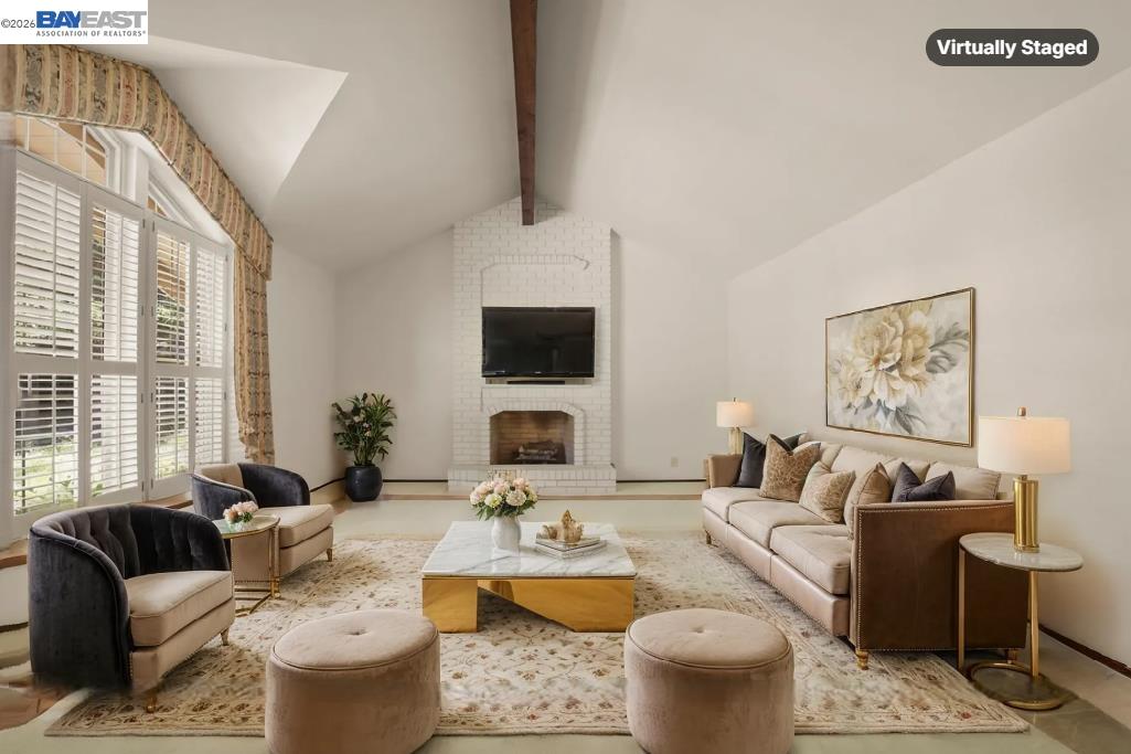 2112 Red Oak Place