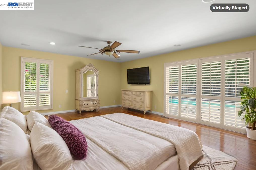 2112 Red Oak Place