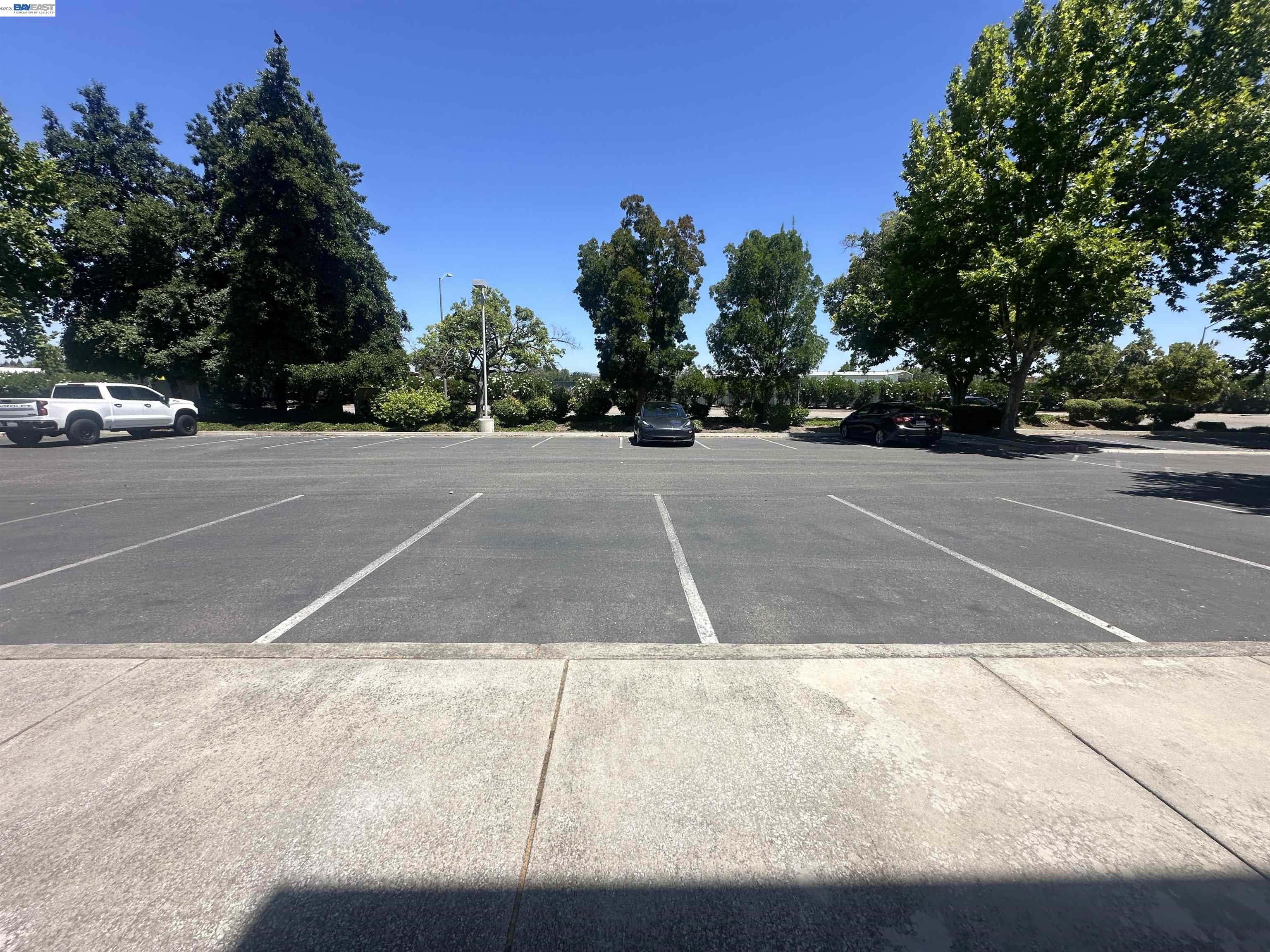 405 Boulder Ct