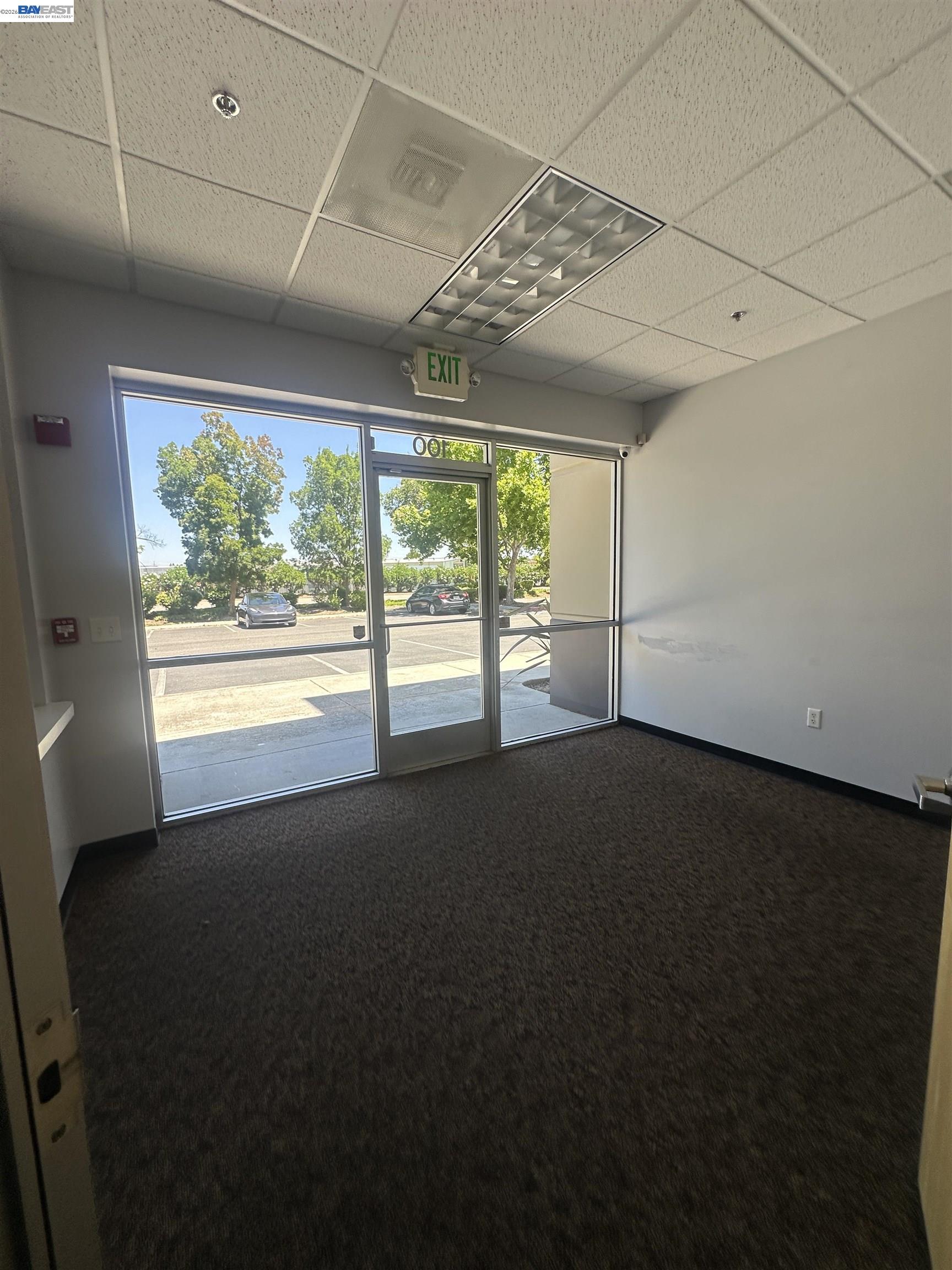 405 Boulder Ct