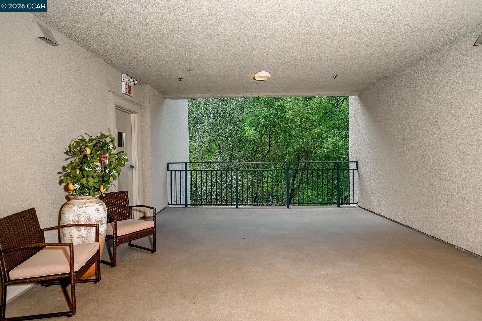 5920 Horsemans Canyon # 1B