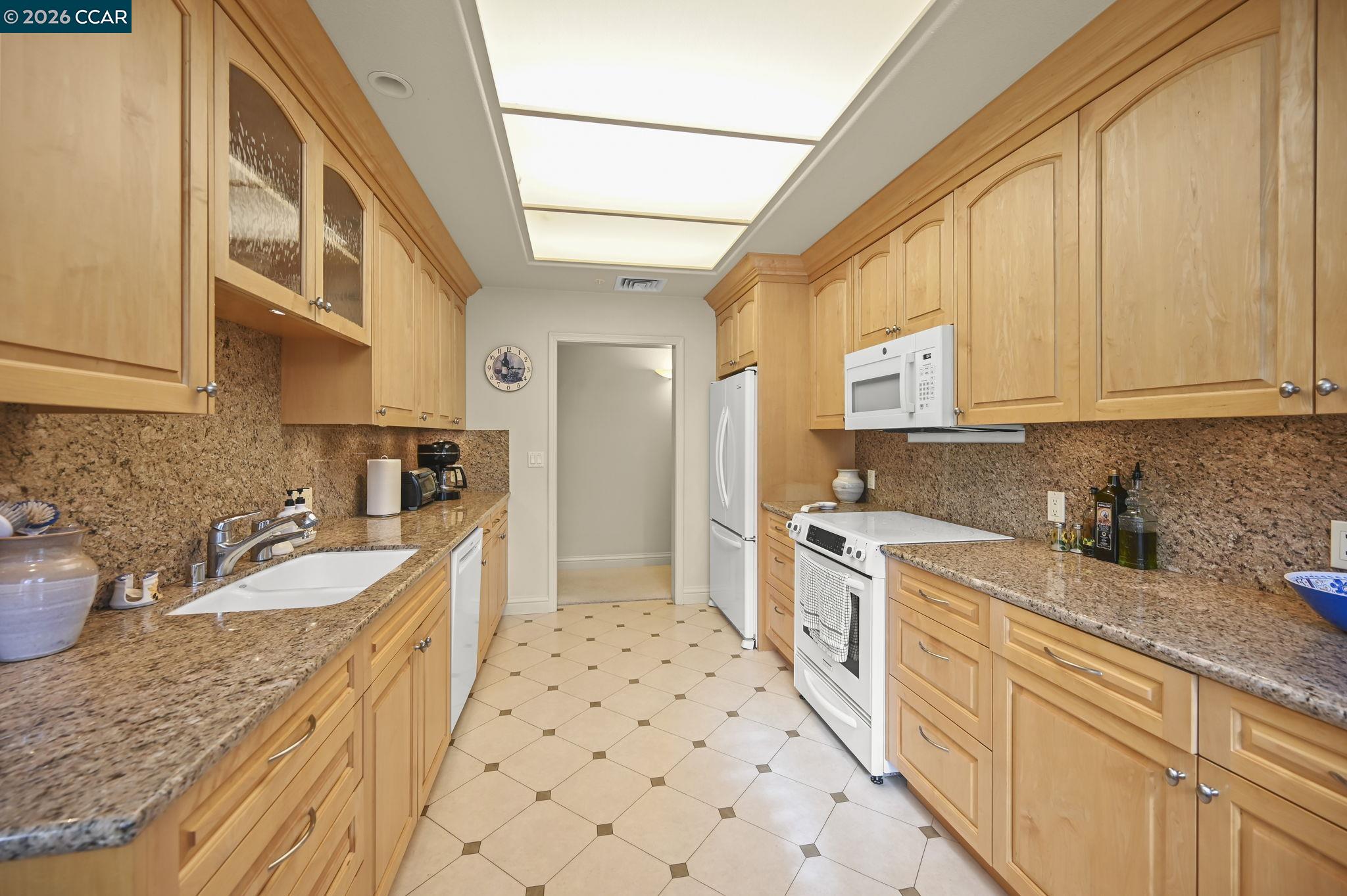 5920 Horsemans Canyon # 1B