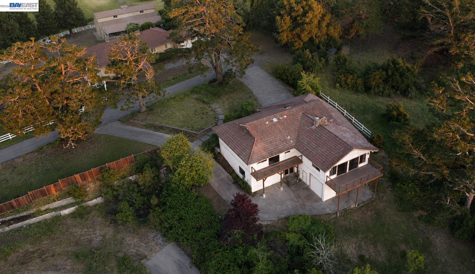 6727 Sunnyslope Ave