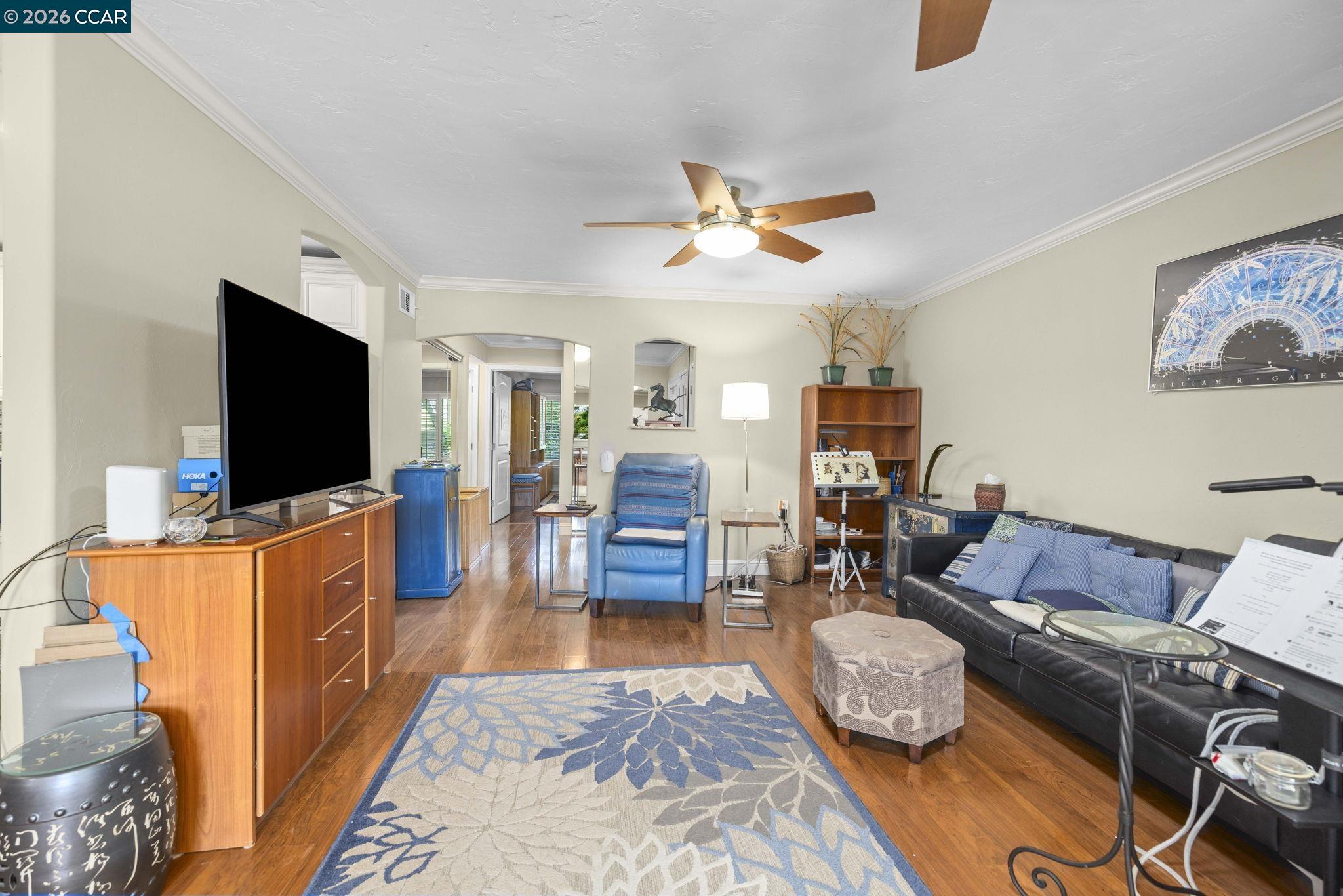 2224 Pine Knoll Dr # 8