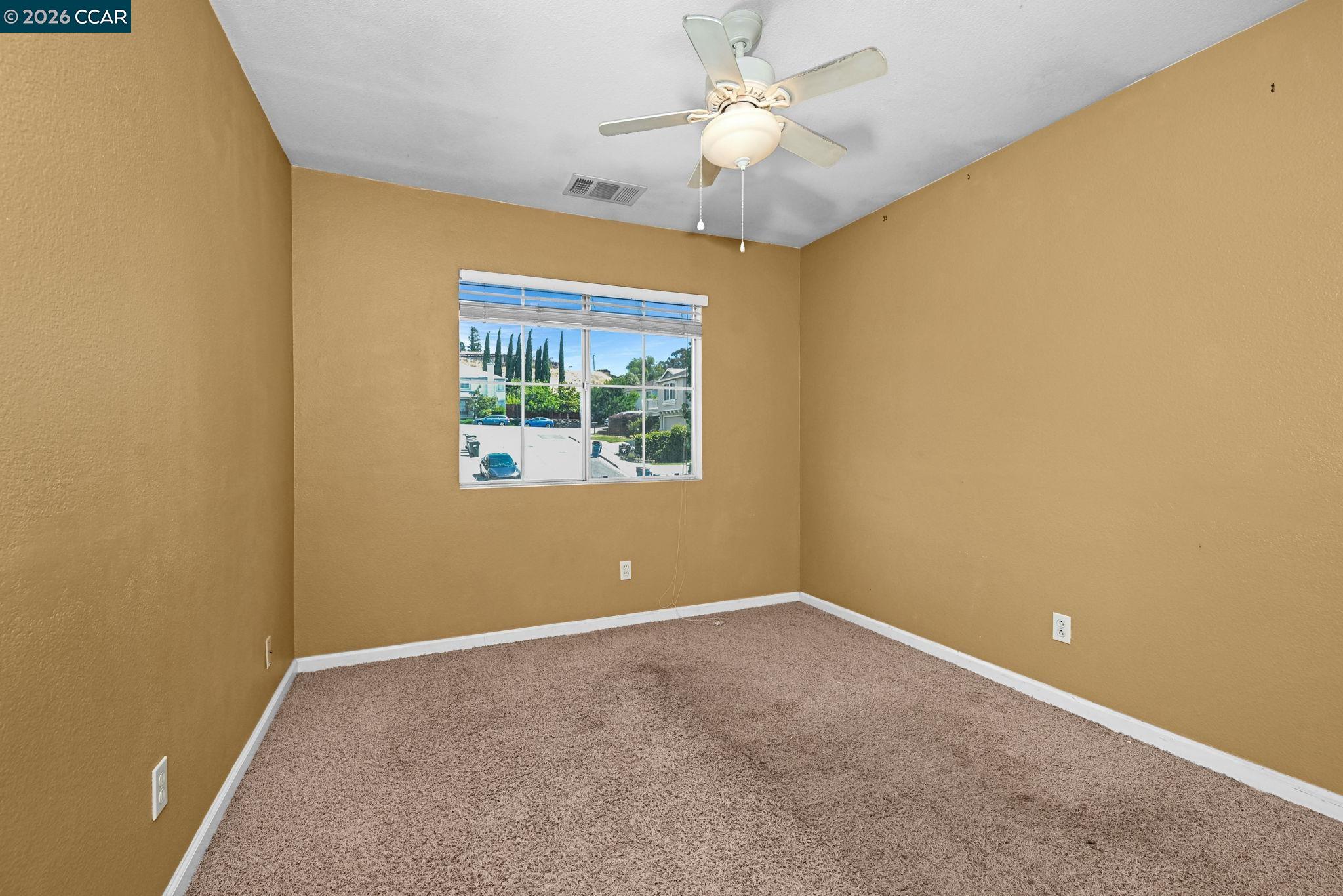 616 Ross Circle