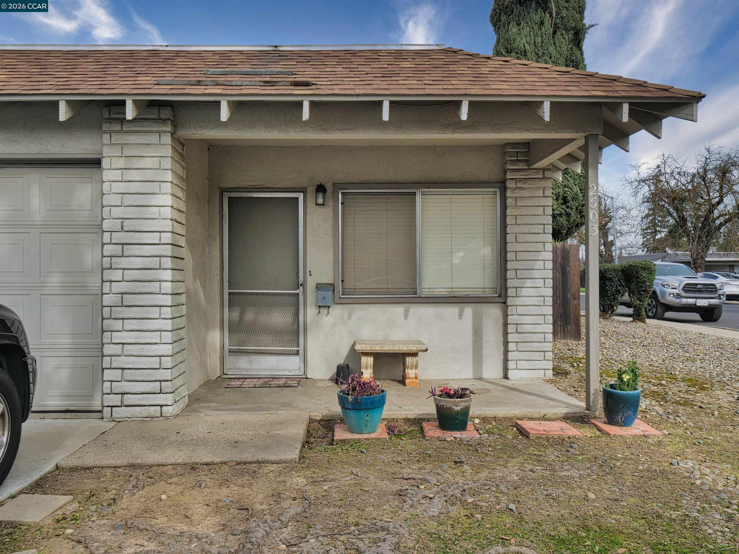 2501 Miller Avenue