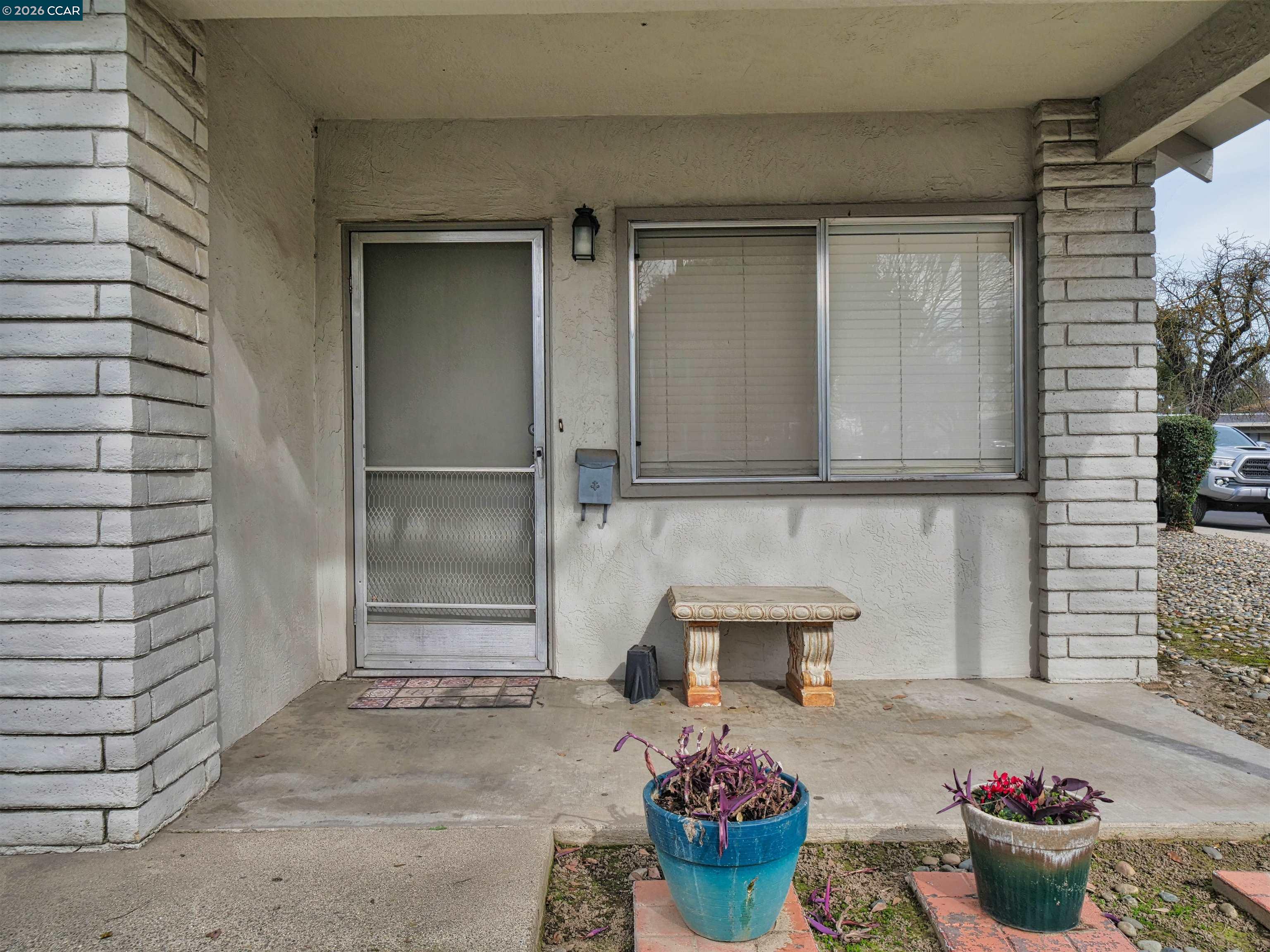 2501 Miller Avenue