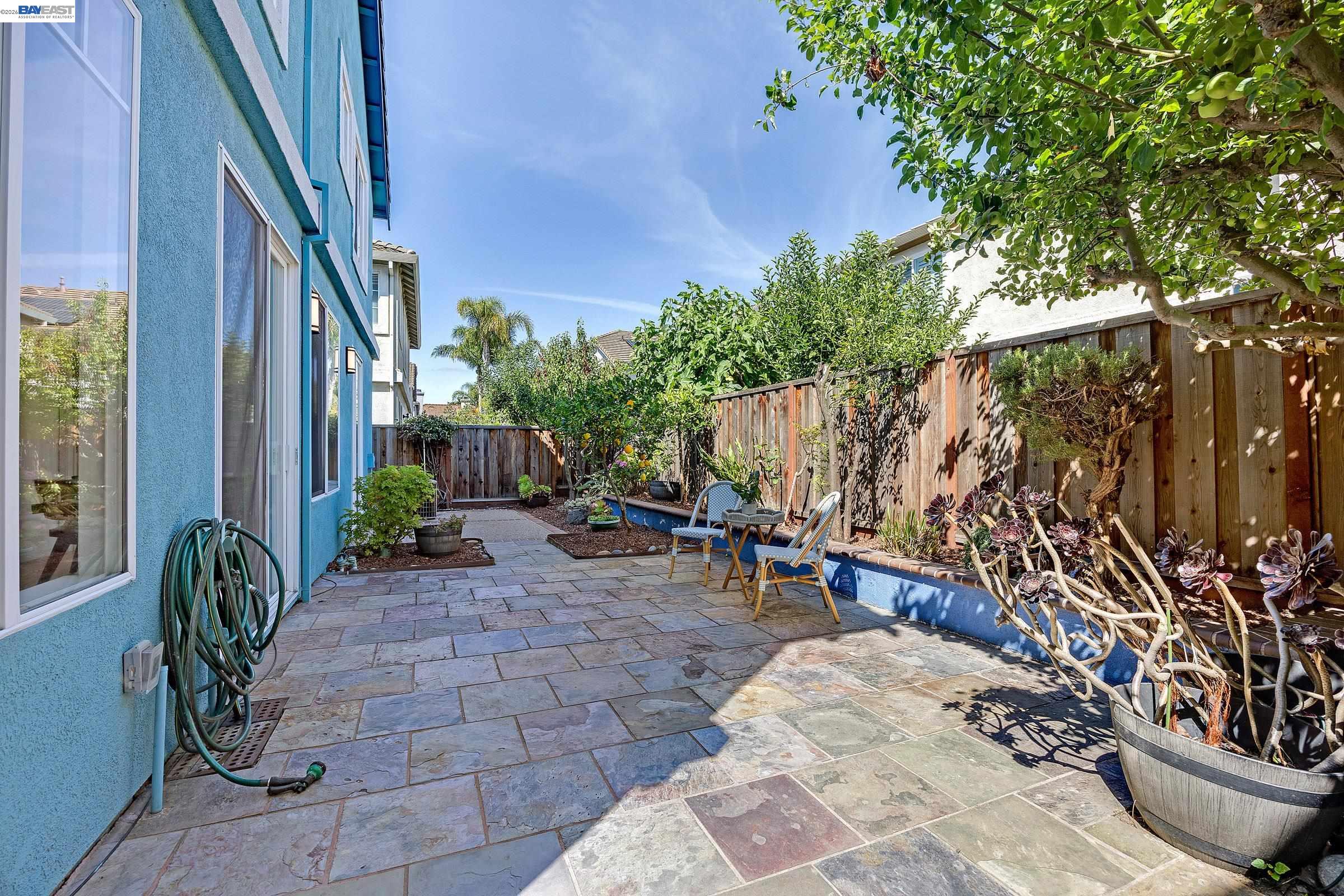 105 Chesapeake Dr