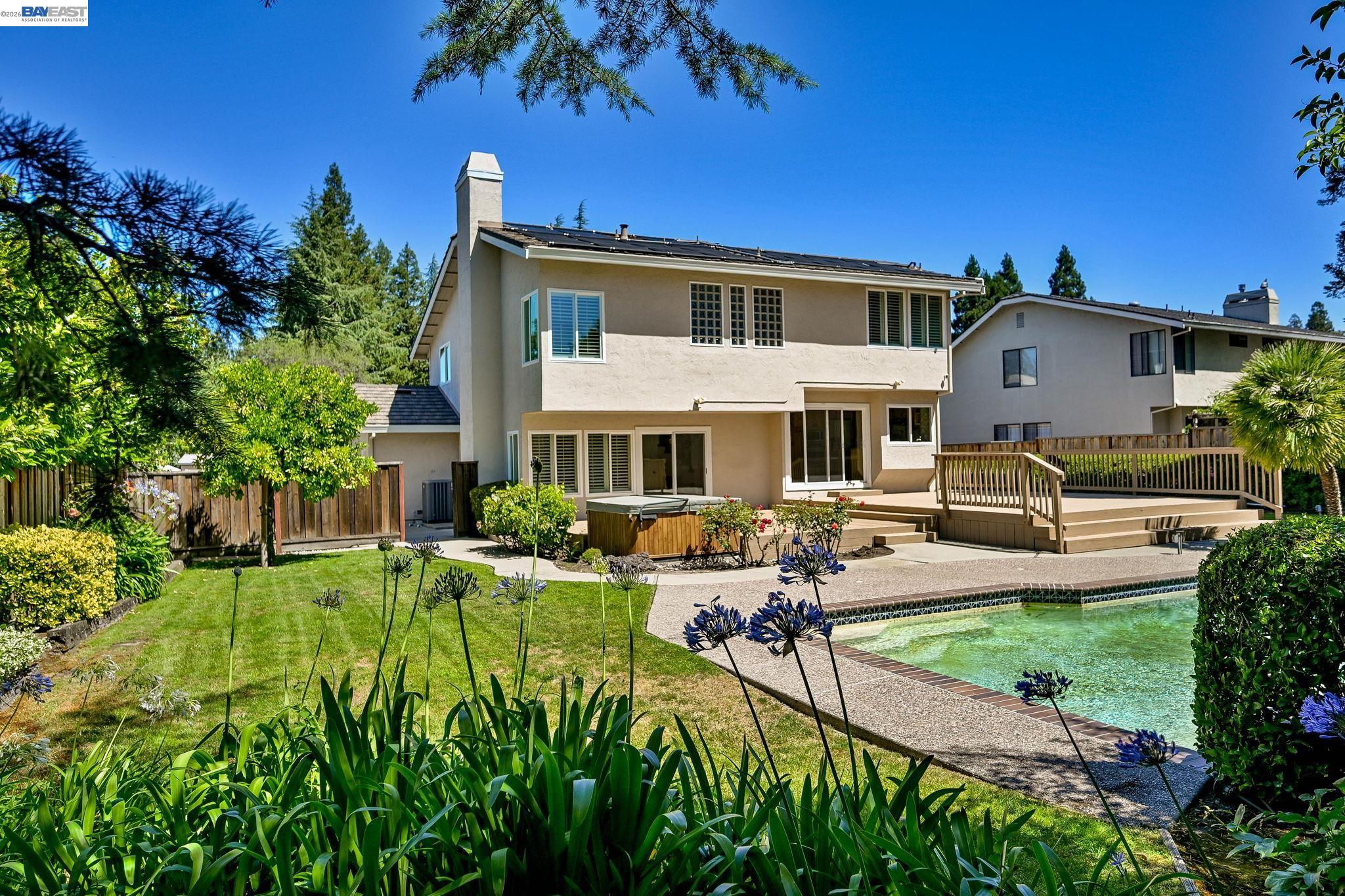 916 Woodland Dr
