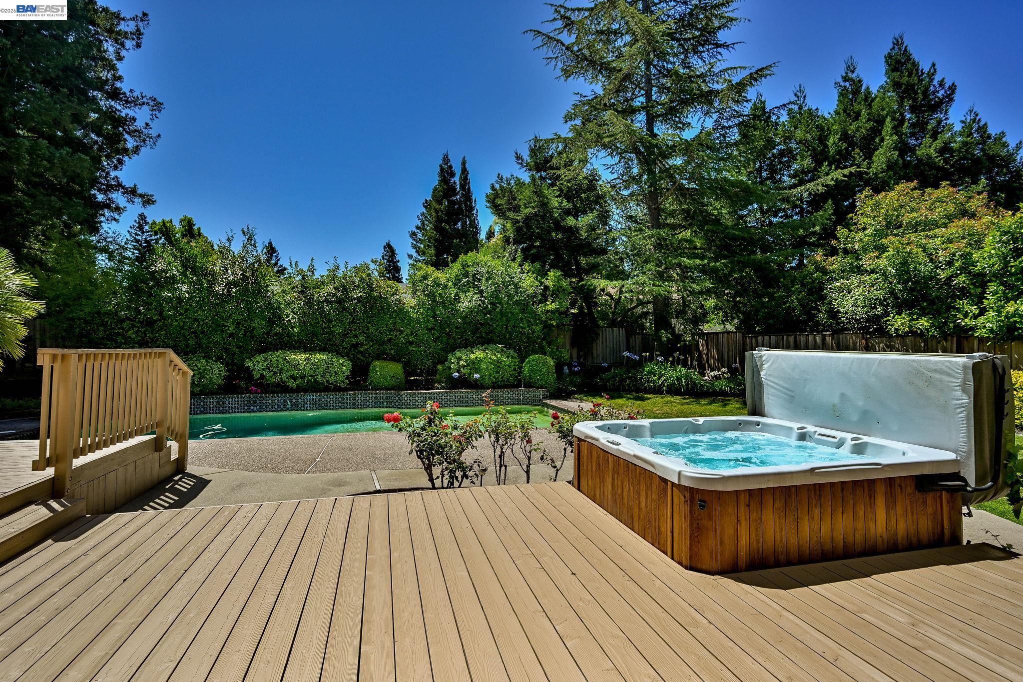 916 Woodland Dr
