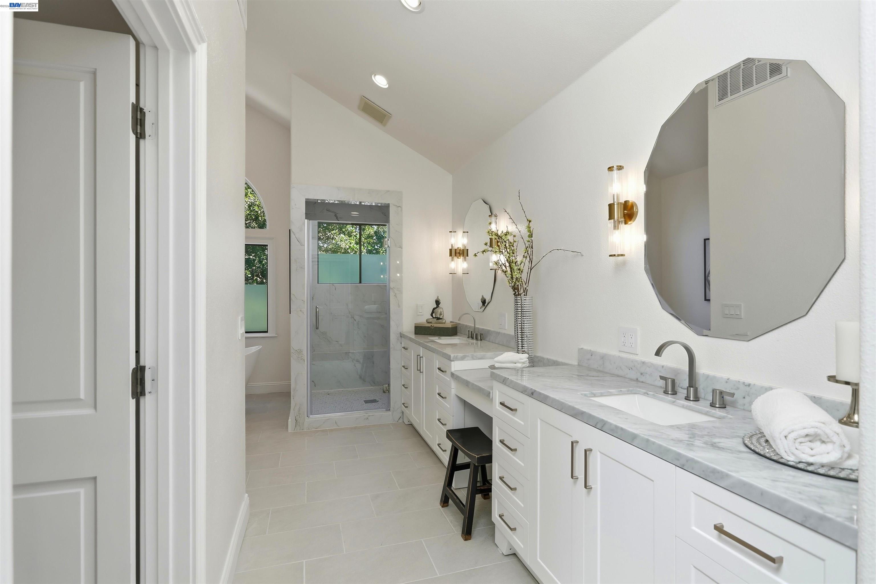 506 Oakshire Pl