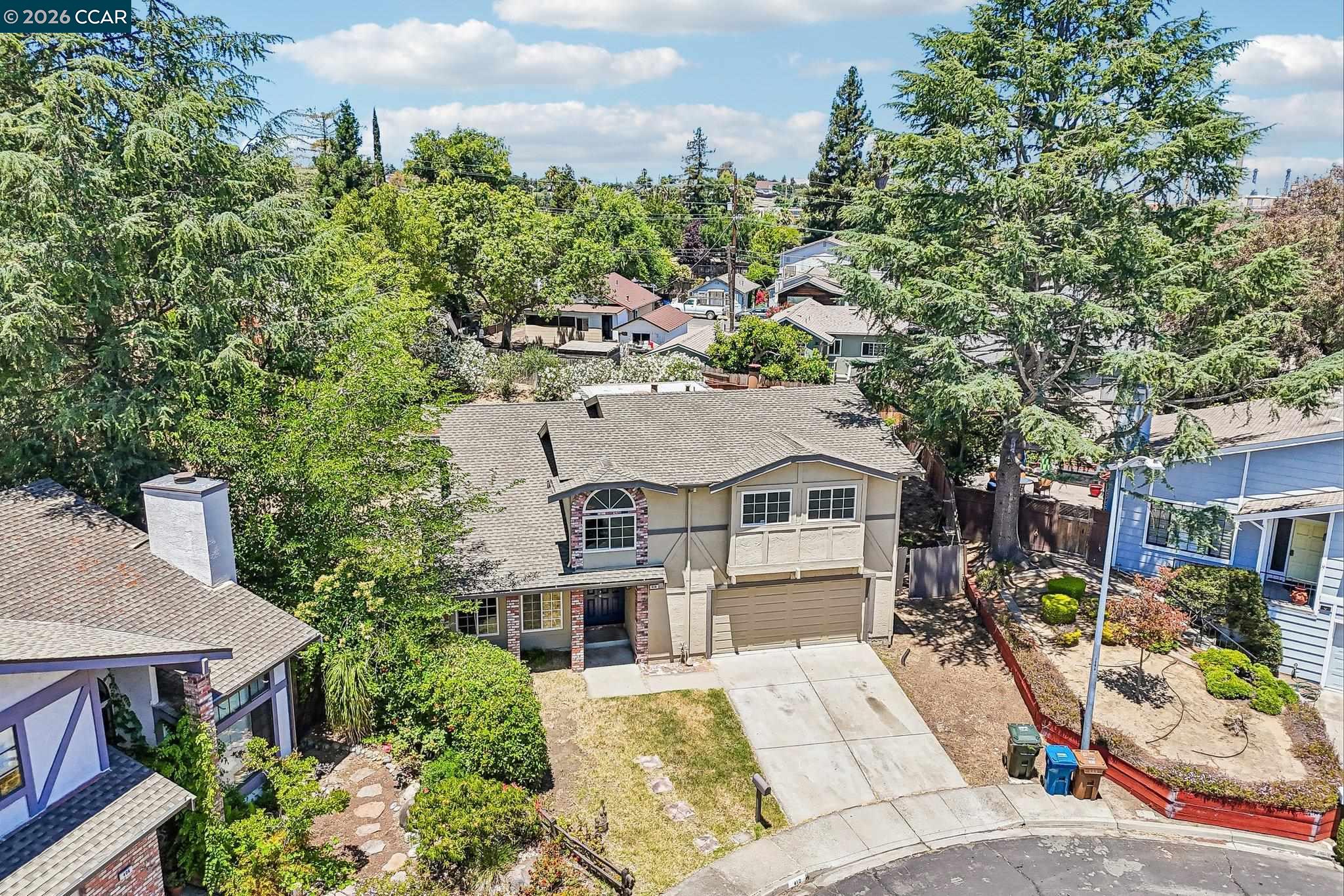410 Oakbreeze Ct