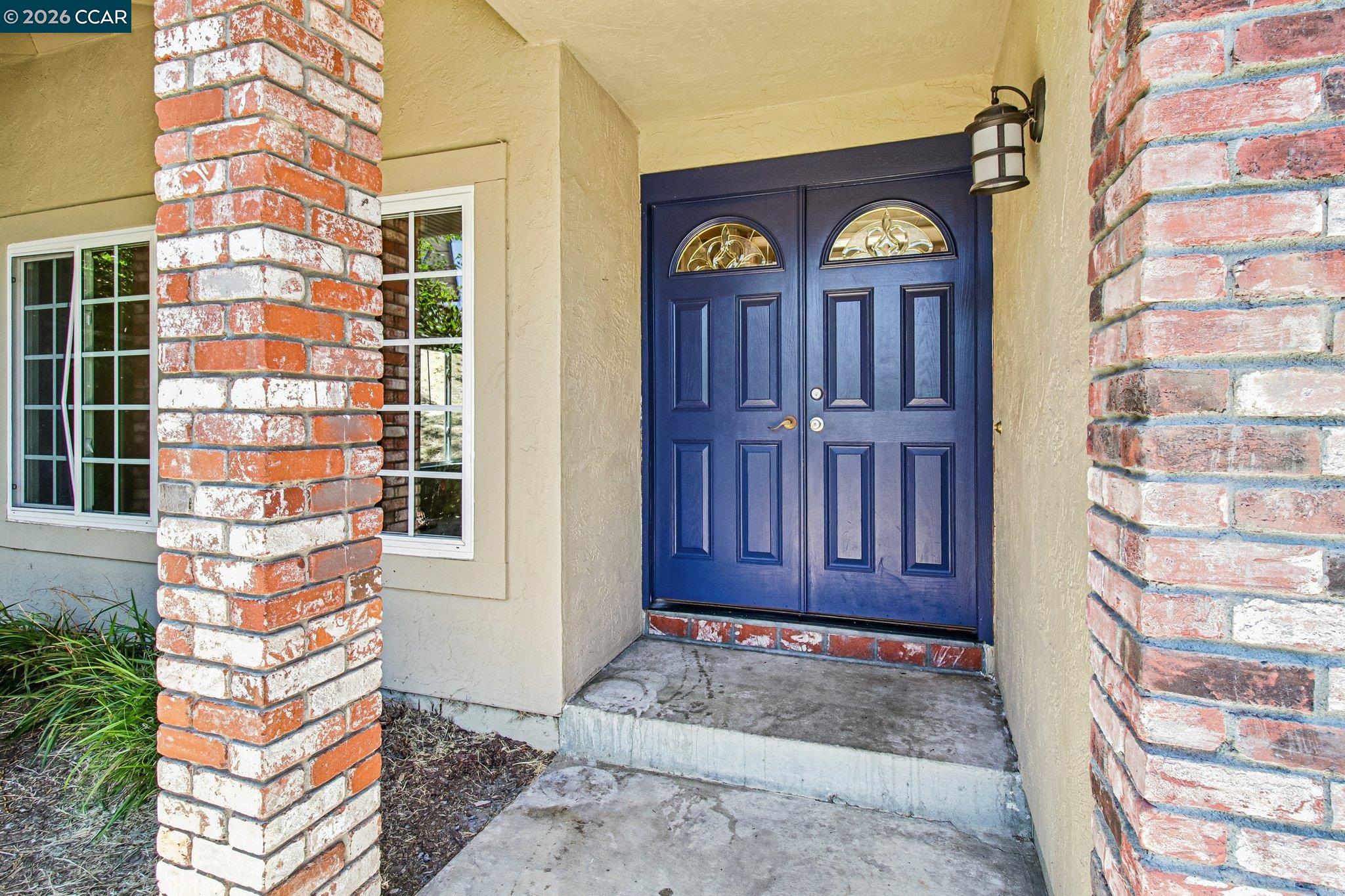 410 Oakbreeze Ct